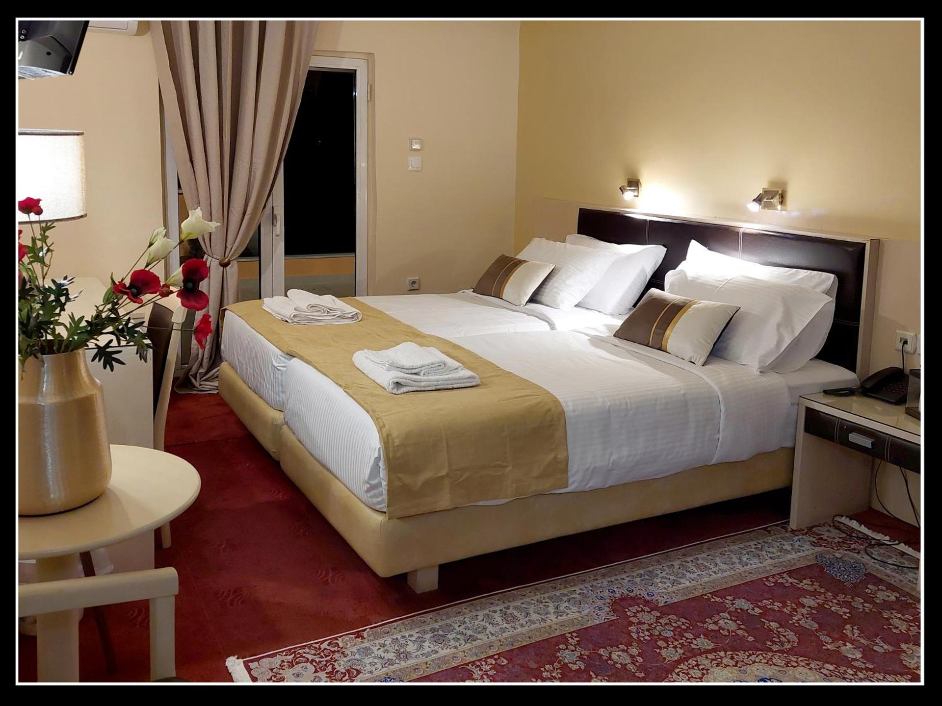 Lakonia Hotel - Photo 18