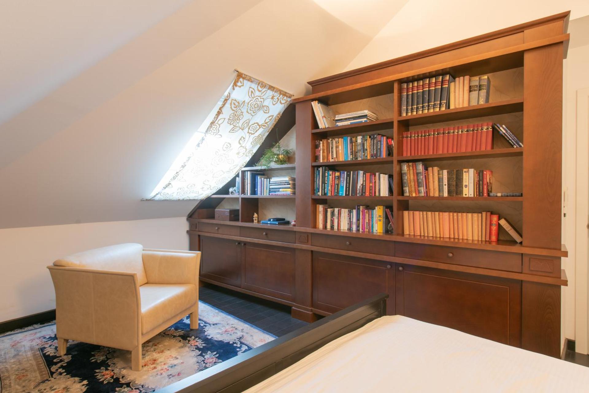 Marmont Heritage Hotel - Photo 48