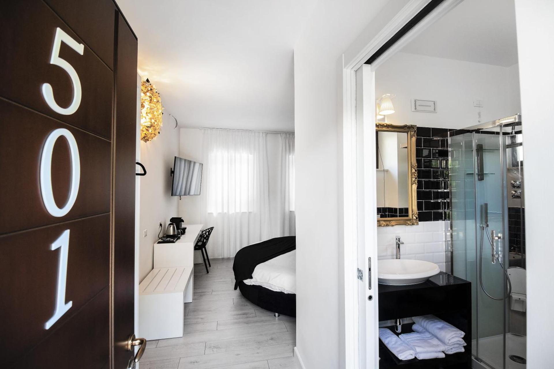 Hotel La Compagnia Del Viaggiatore - Photo 85