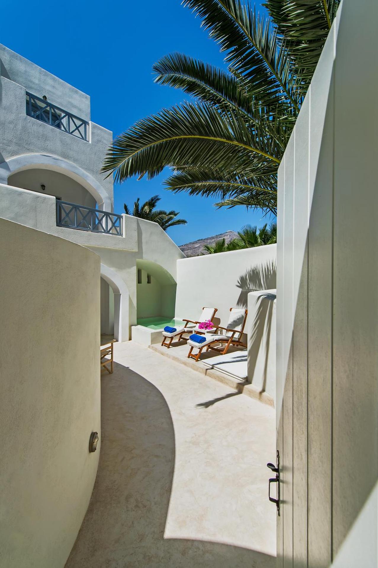 Atlantis Beach Villa - Photo 16