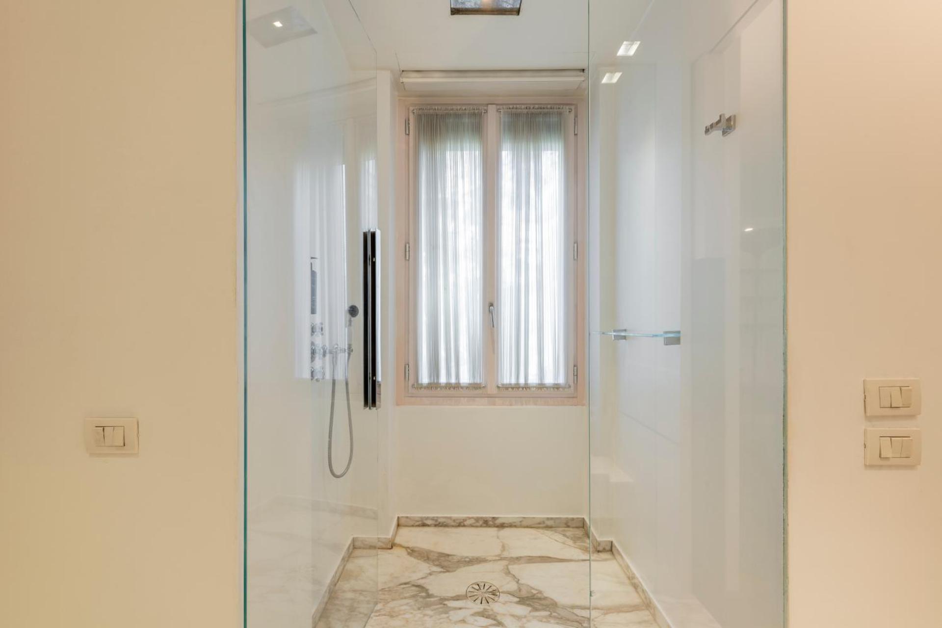 Milan Royal Suites Luxury Brera - Photo 32