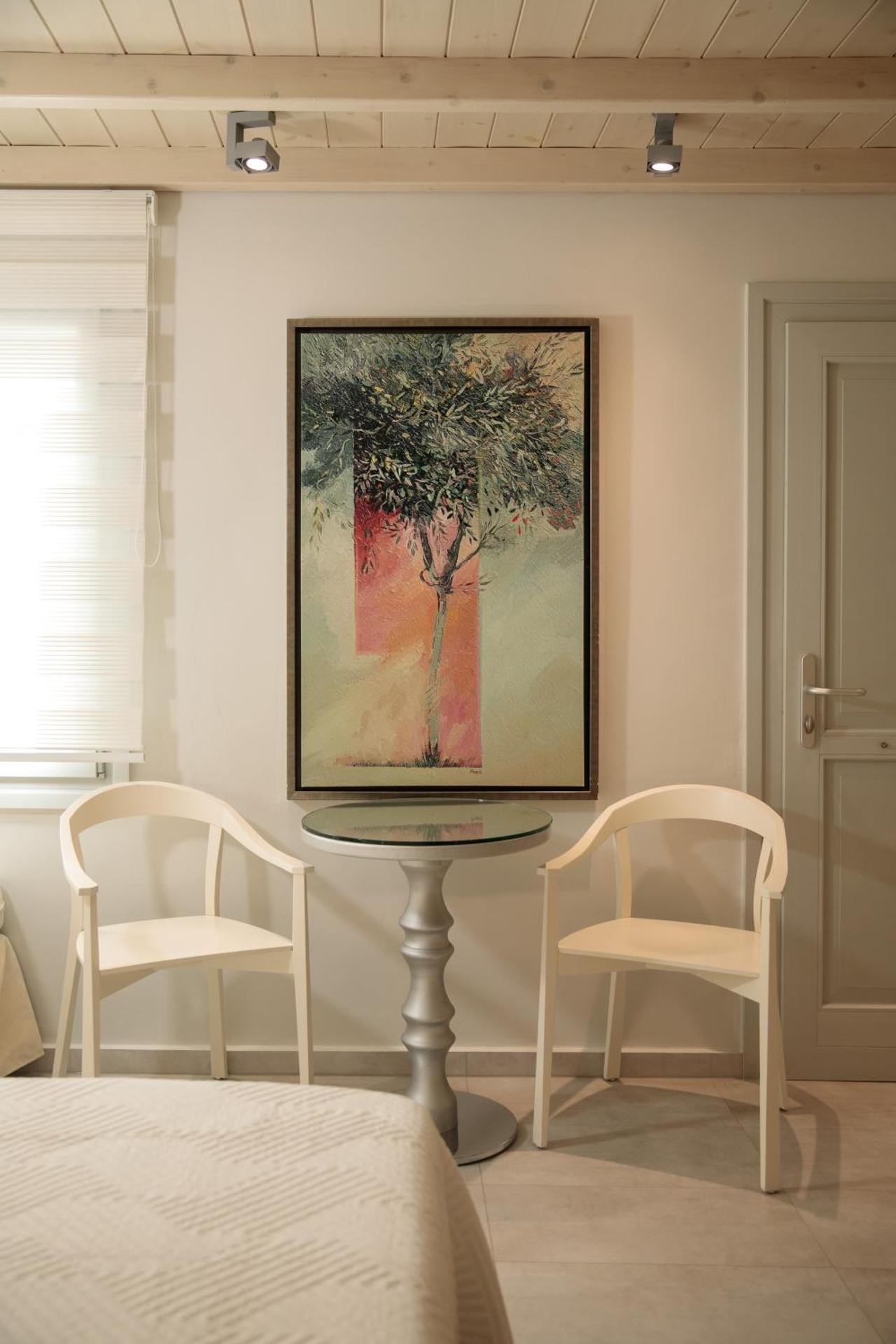 Iria Beach Art Hotel - Photo 95