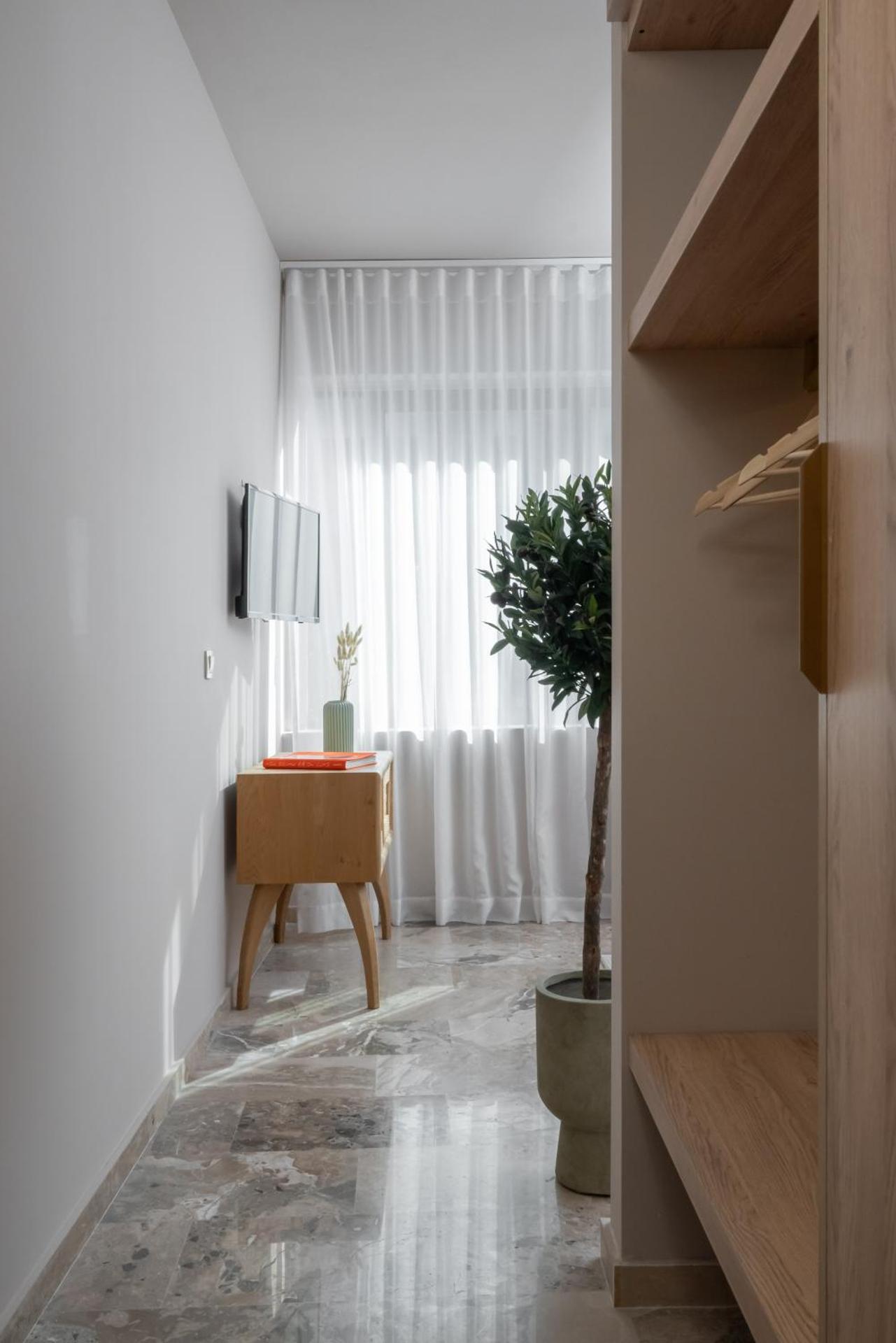 Num Suites & Lofts Athens - Photo 37