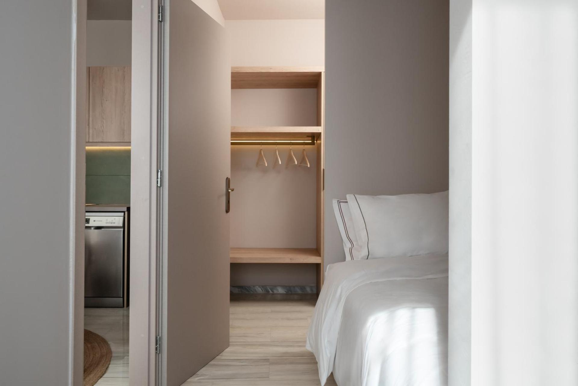 Num Suites & Lofts Athens - Photo 56