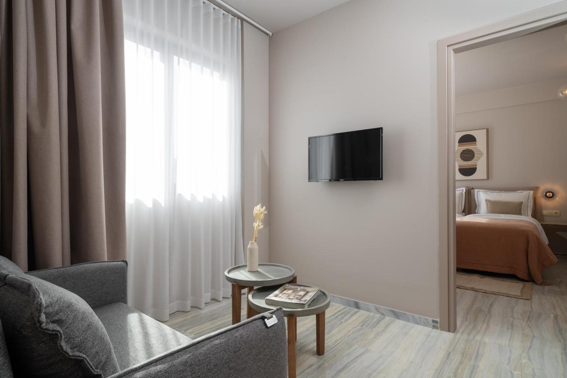 Num Suites & Lofts Athens - Photo 65