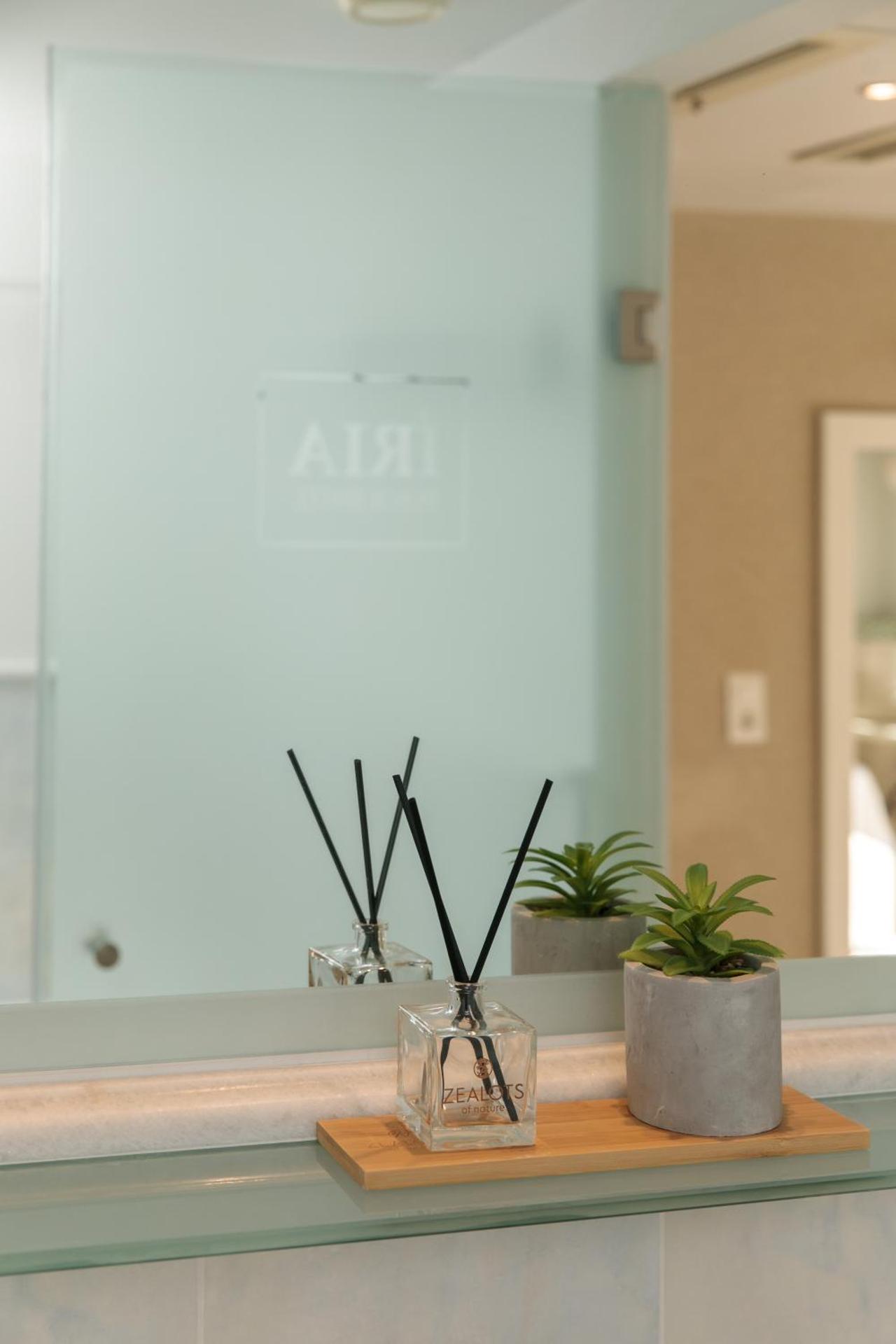 Iria Beach Art Hotel - Photo 98