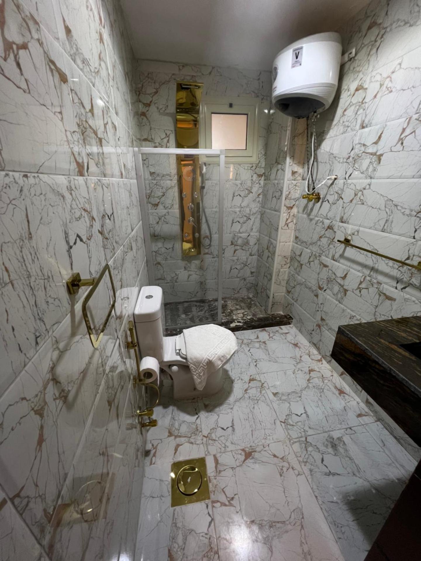 Pyramids Top Inn - Photo 60