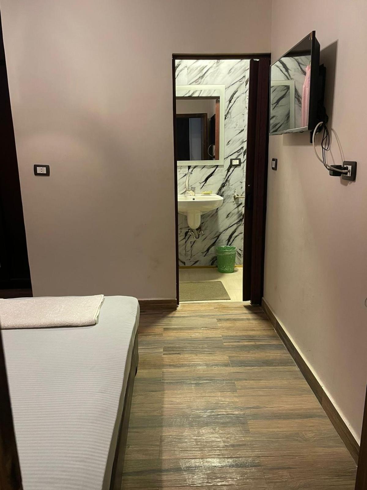 H100 Pyramids View - Photo 33