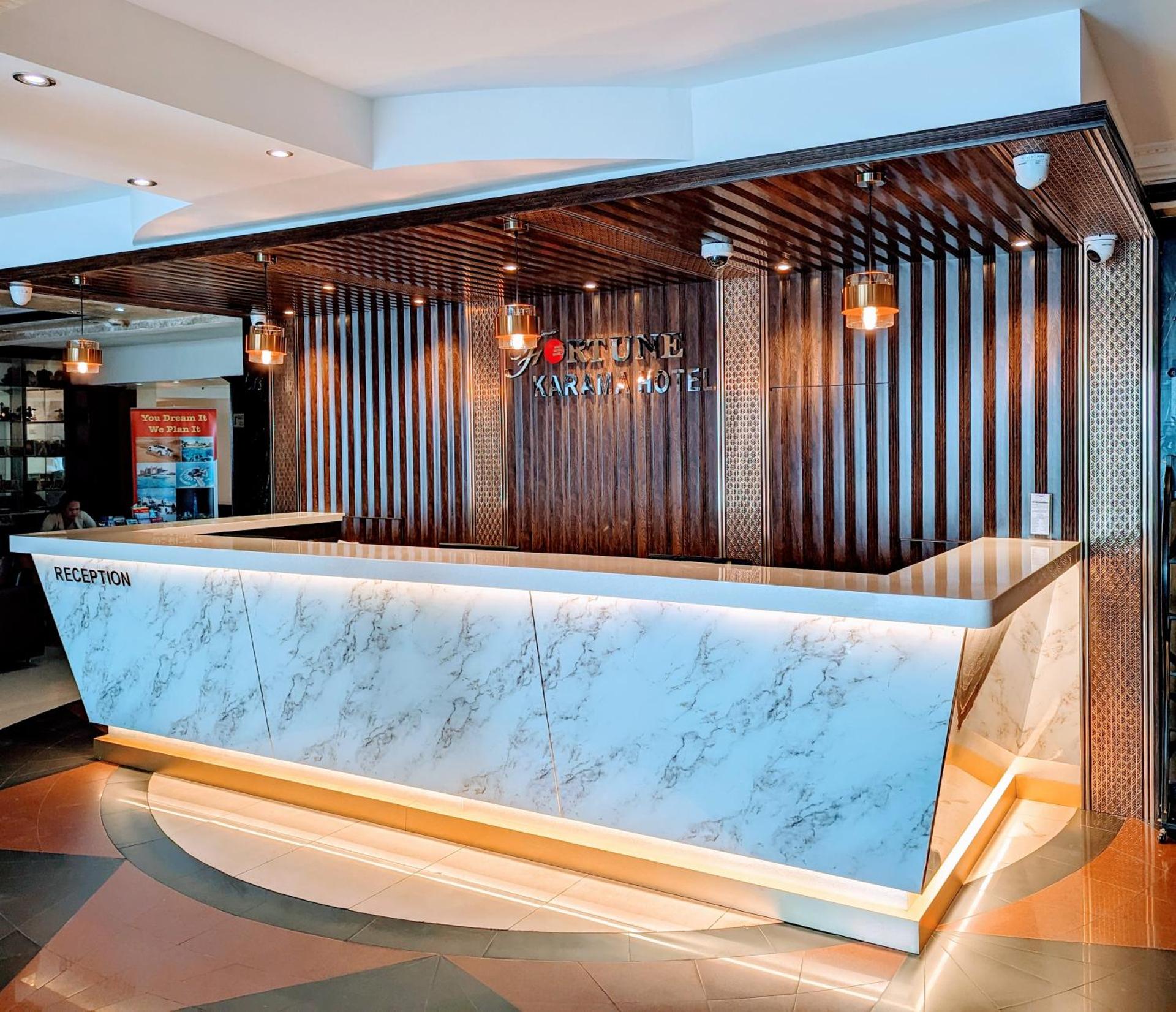 Fortune Karama Hotel - Photo 12