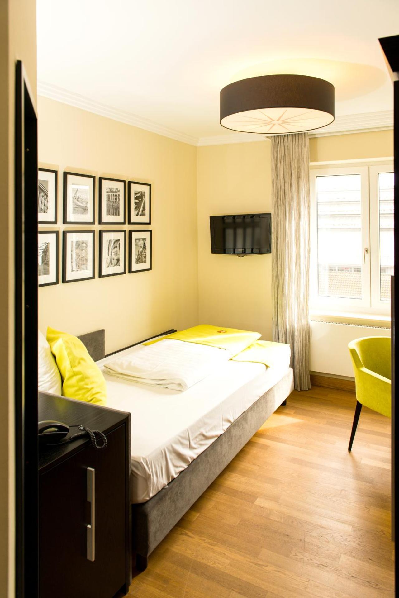 Hotel Hamburger Hof - Photo 39