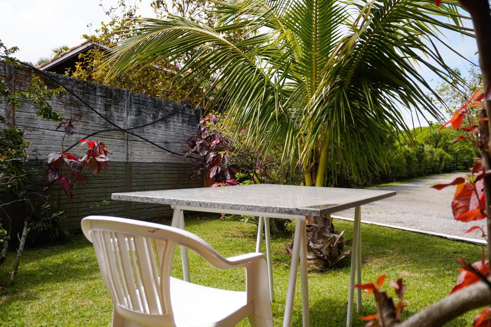 Bungalow with Garden View