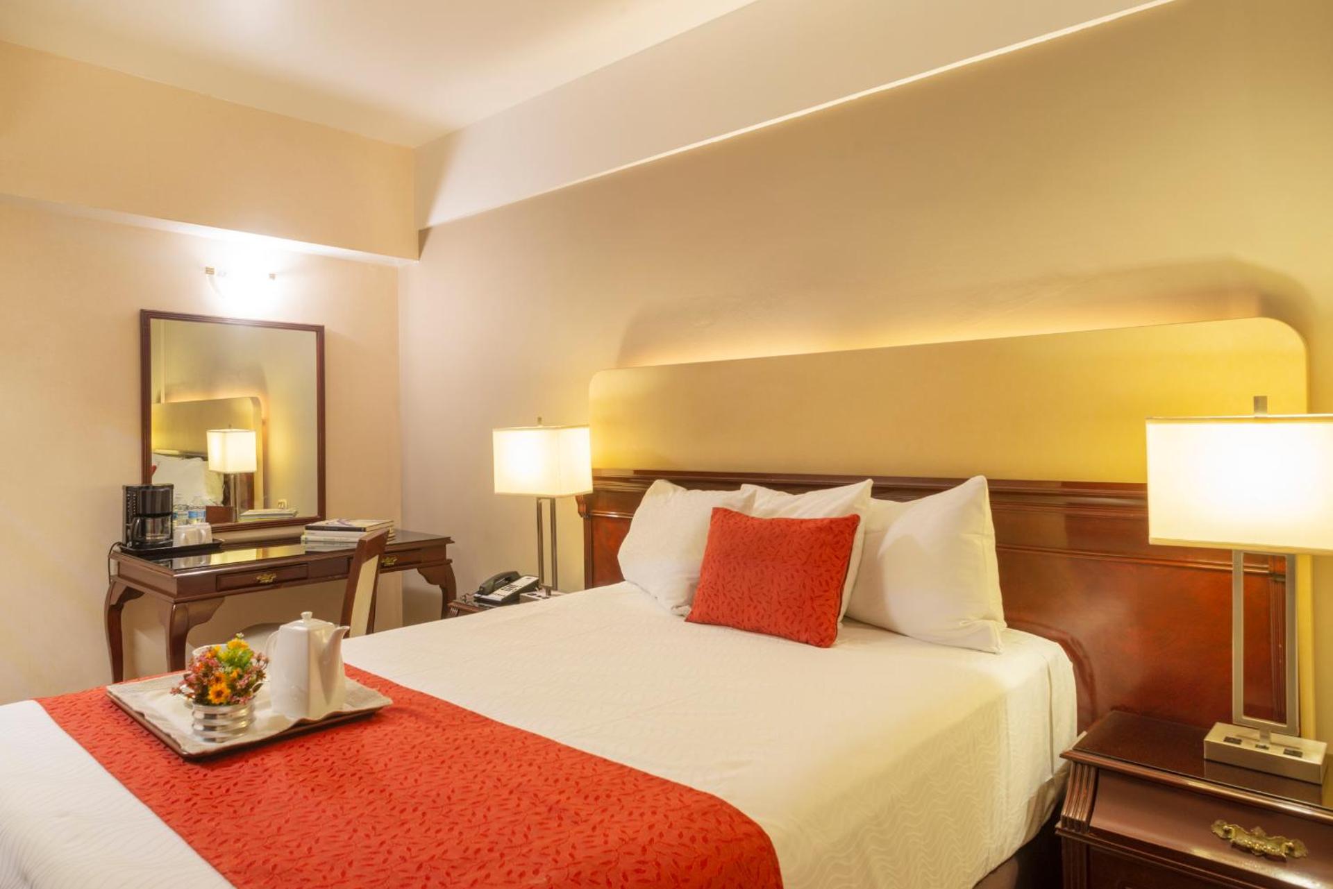 Stanza Hotel - Photo 32