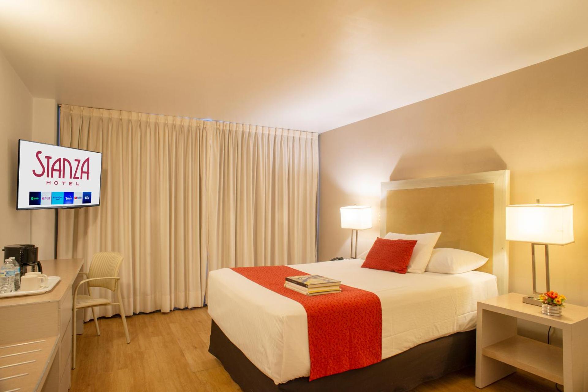 Stanza Hotel - Photo 35