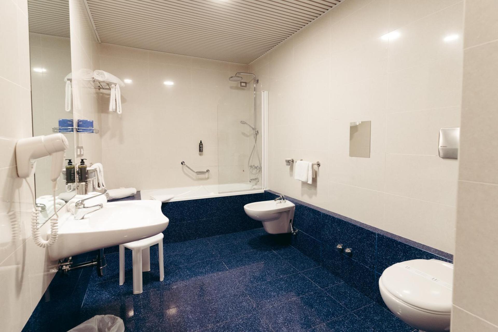 Hotel Excelsior Bari - by Farace Hotels - Photo 56