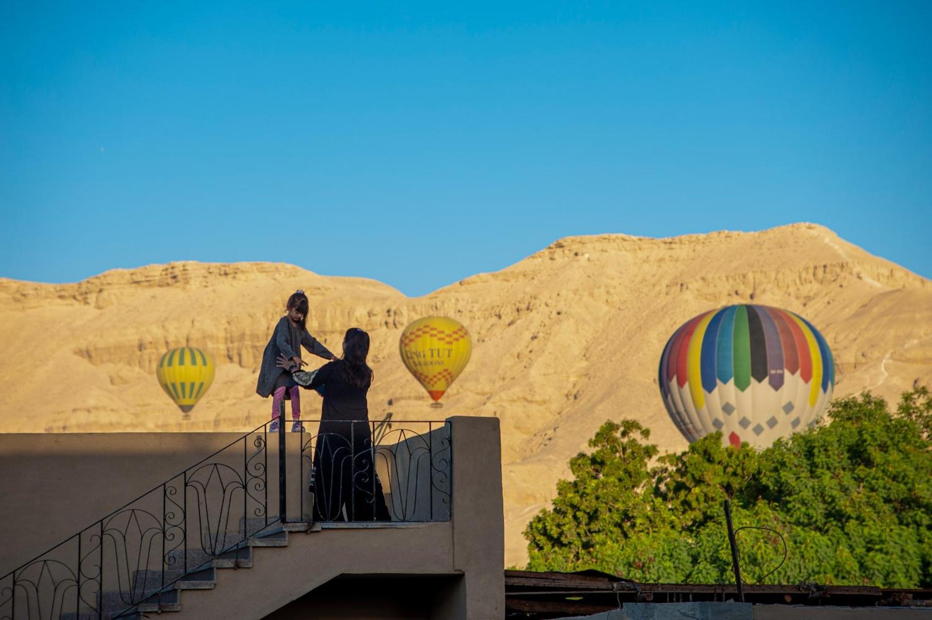 New Memnon Hotel - Photo 36