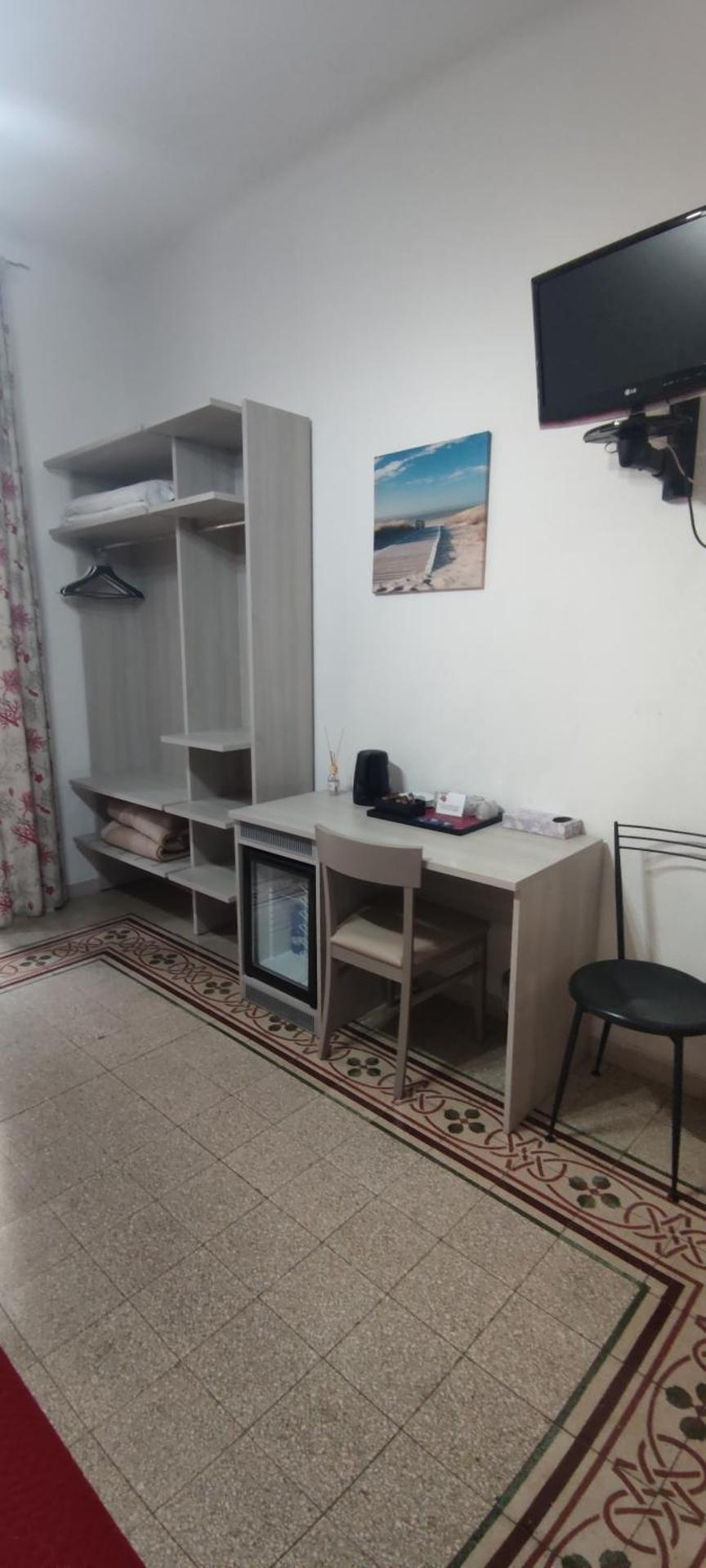 Nautilus Hotel - Photo 3