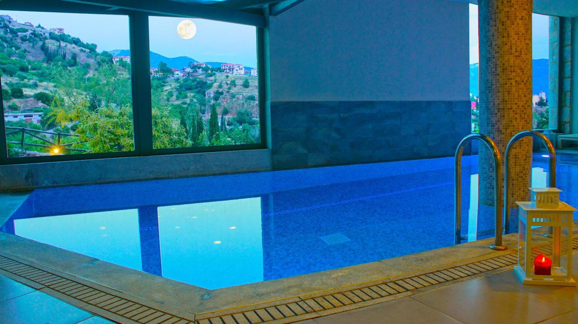 Aegli Arachova - Photo 35