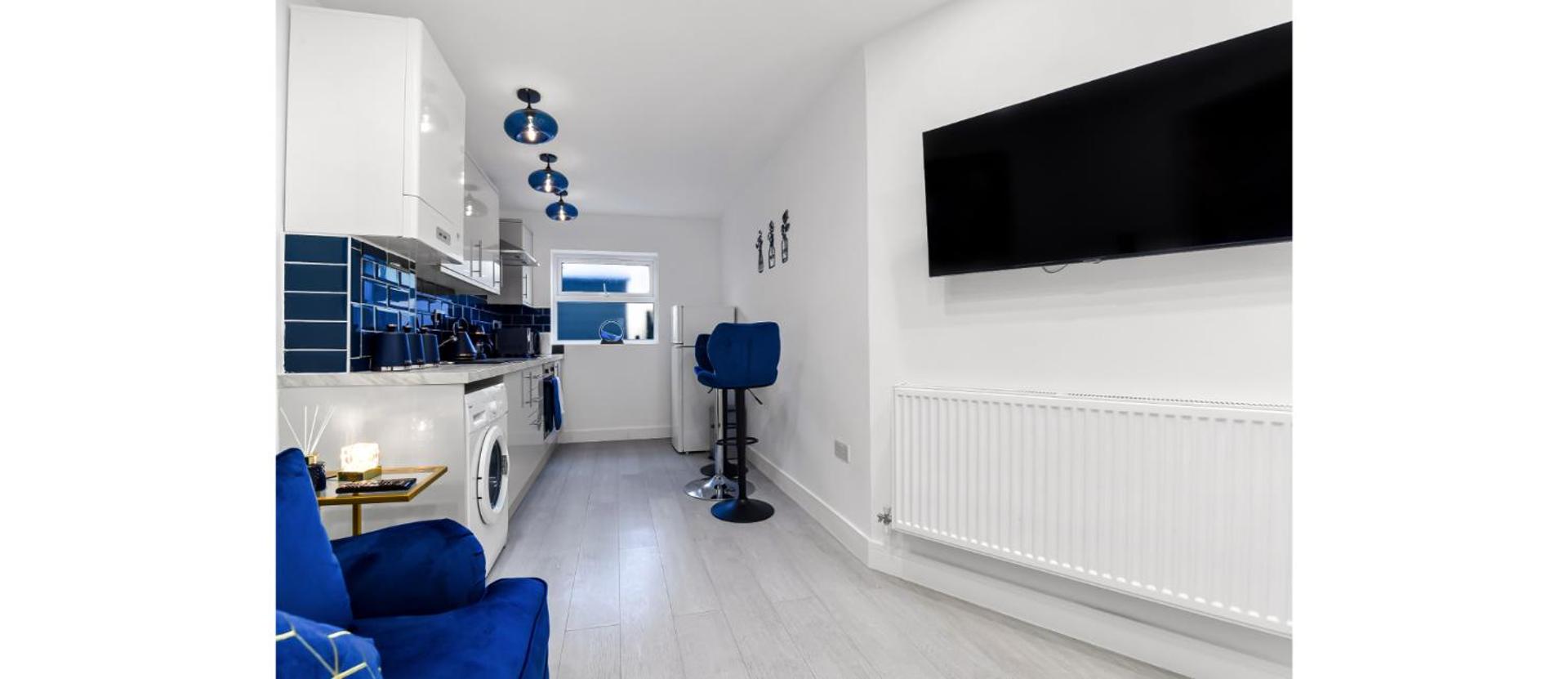 Comfortable and Stylish 1 BR flat - Sleeps 2 - Photo 9