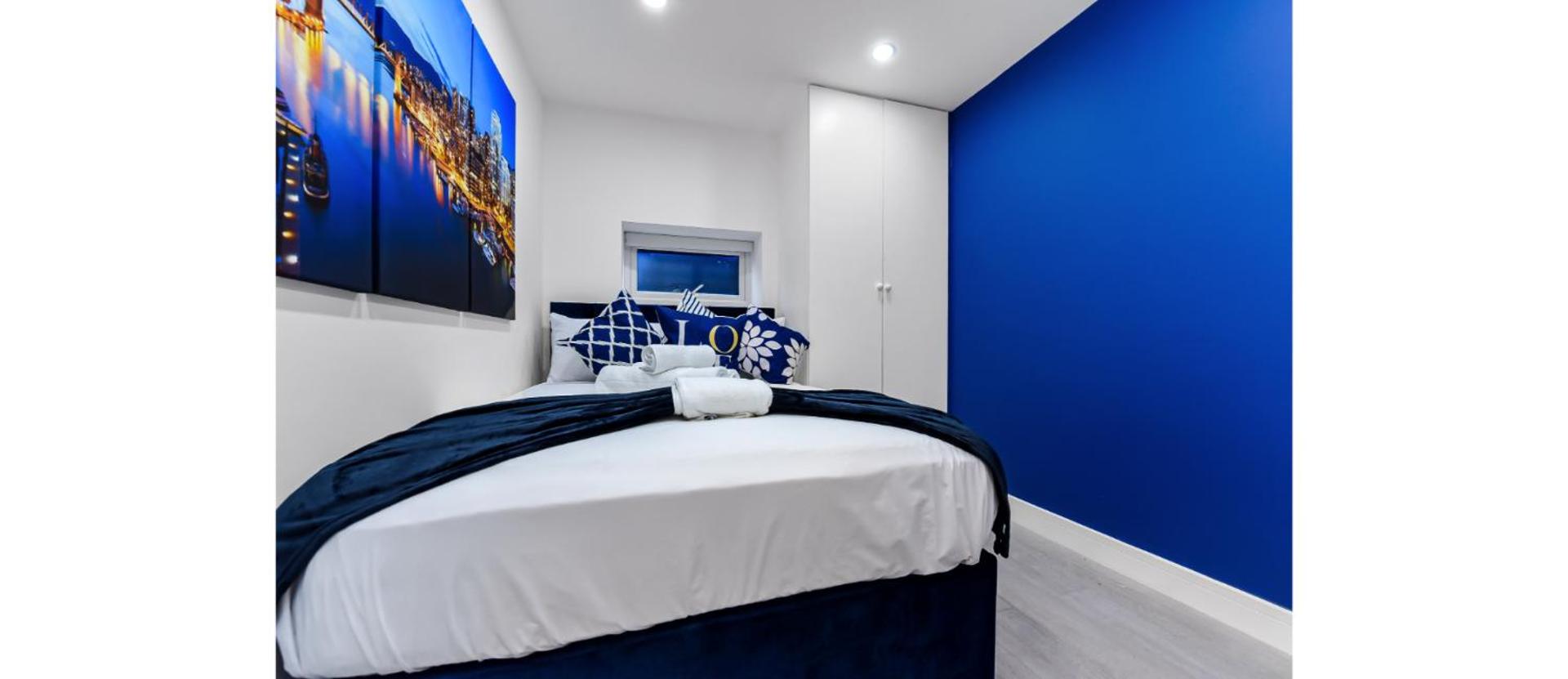 Comfortable and Stylish 1 BR flat - Sleeps 2 - Photo 17