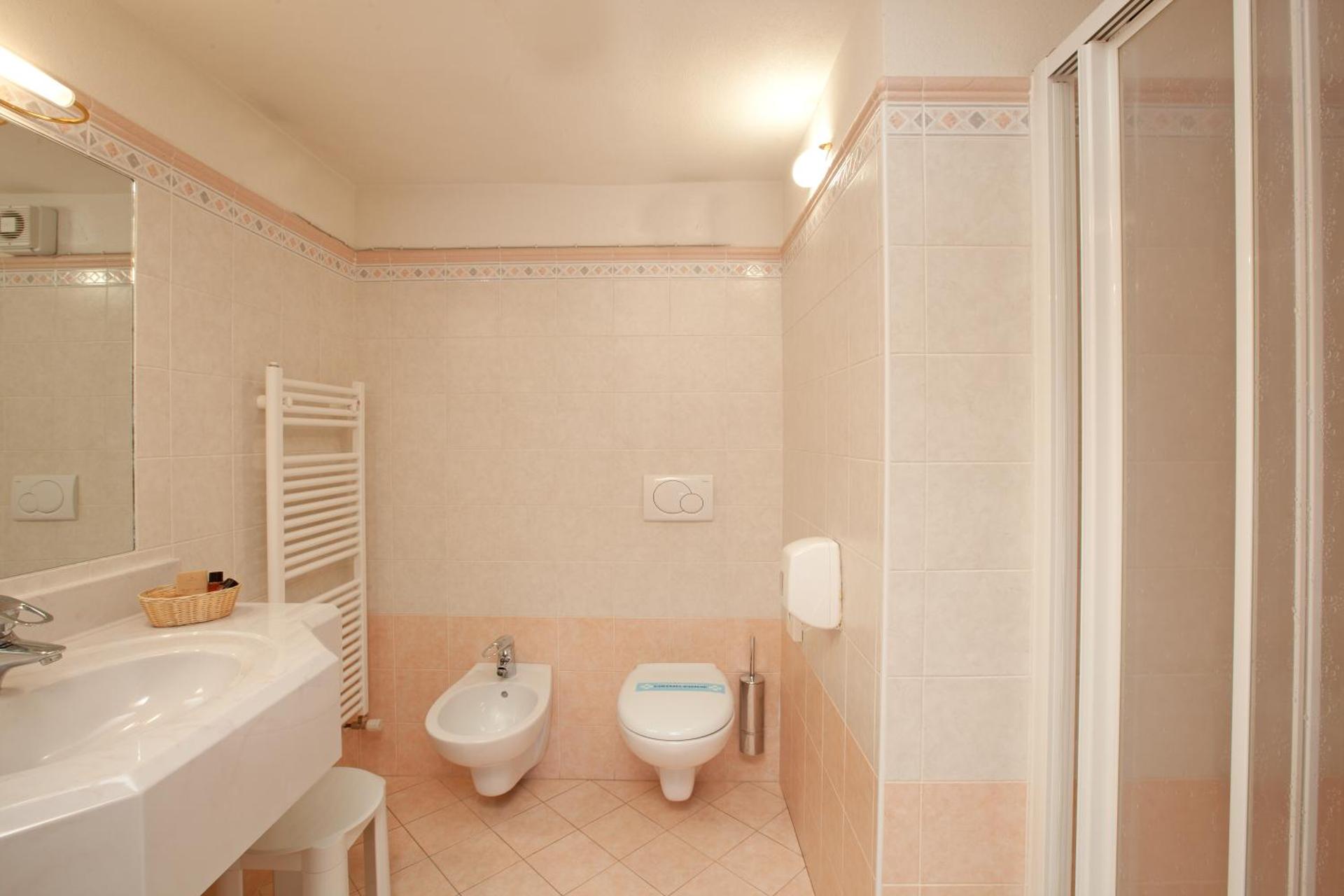 Hotel Piccolo Tibet - Photo 5