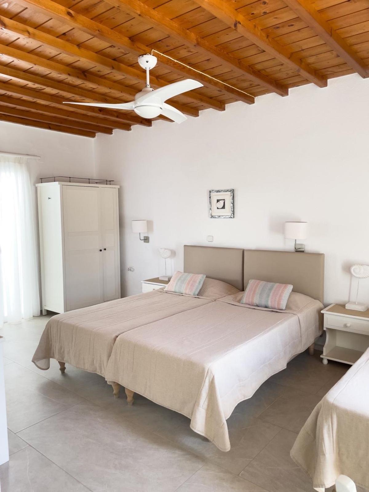 Twins Apartments By Mina - Photo 14