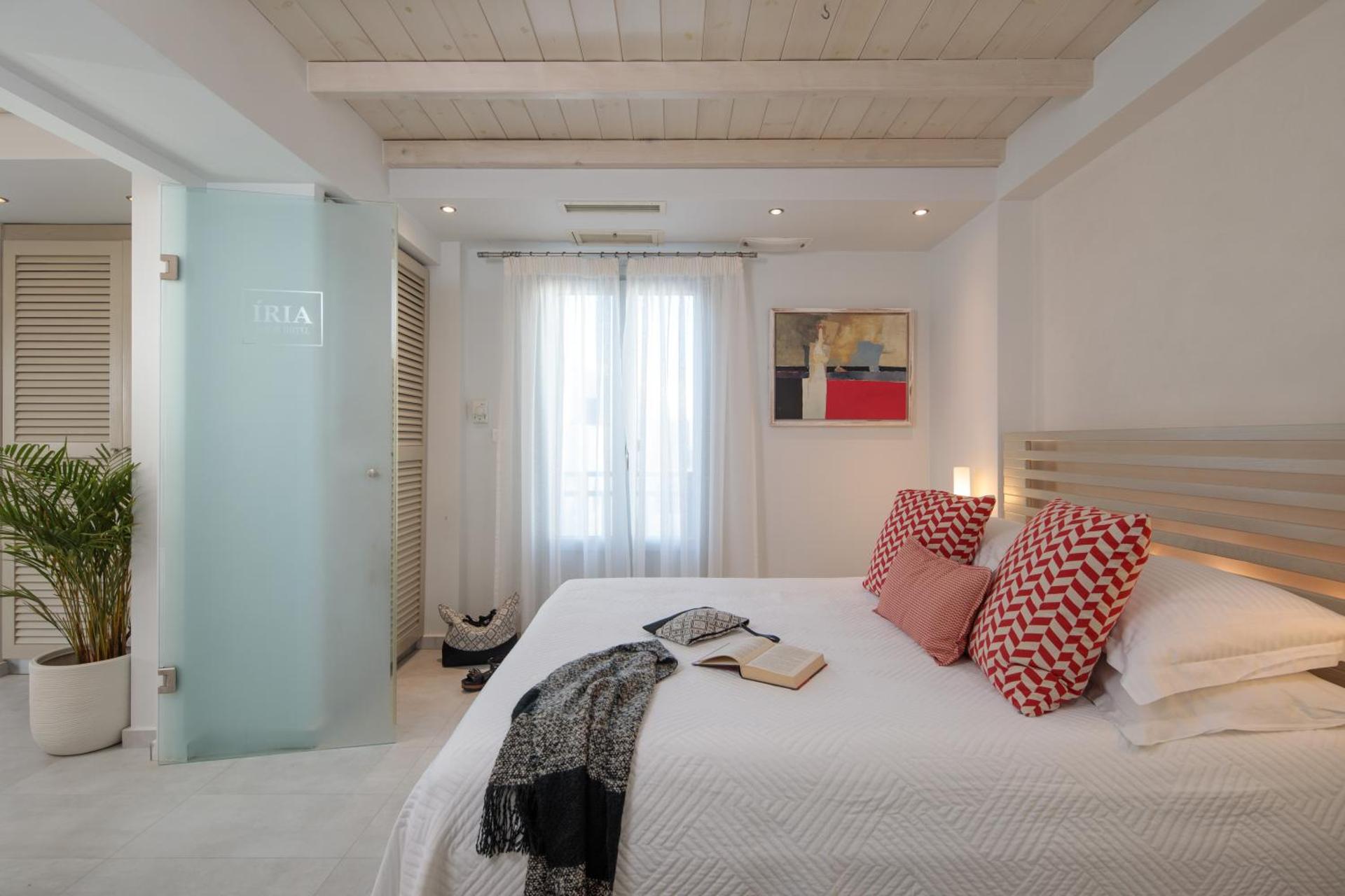 Iria Beach Art Hotel - Photo 73