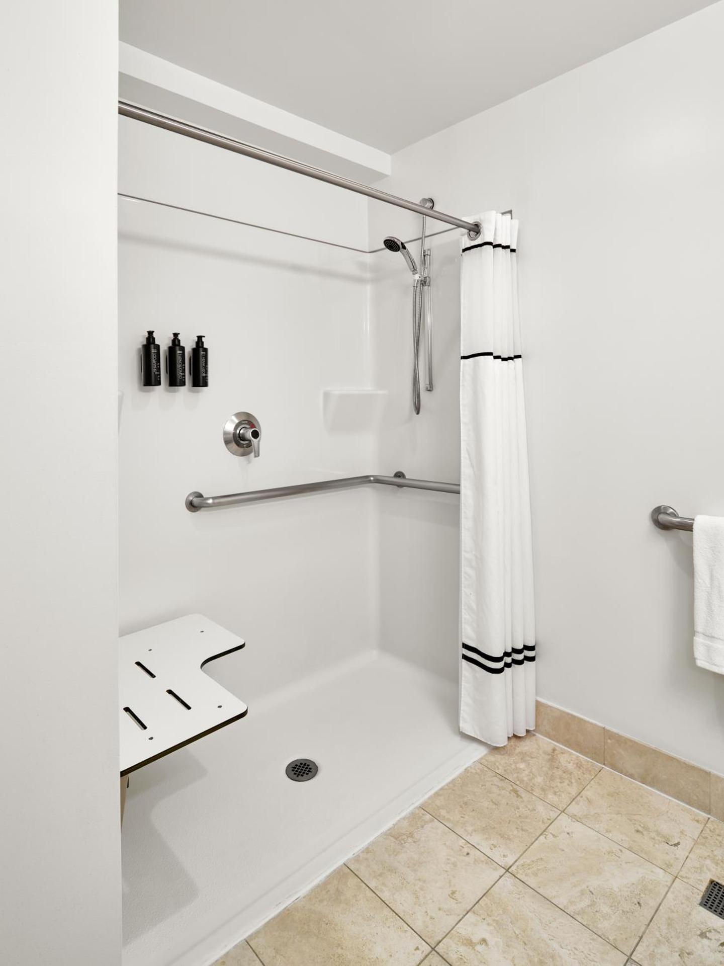 AKA White House - Photo 2