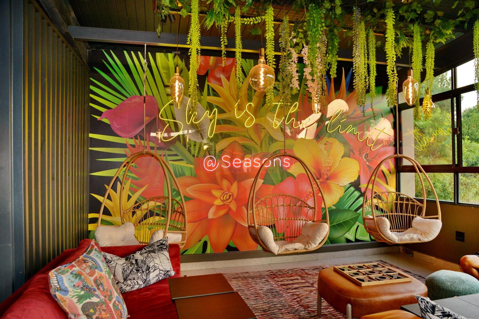 Seasons Golf, Leisure, Spa - Photo 176