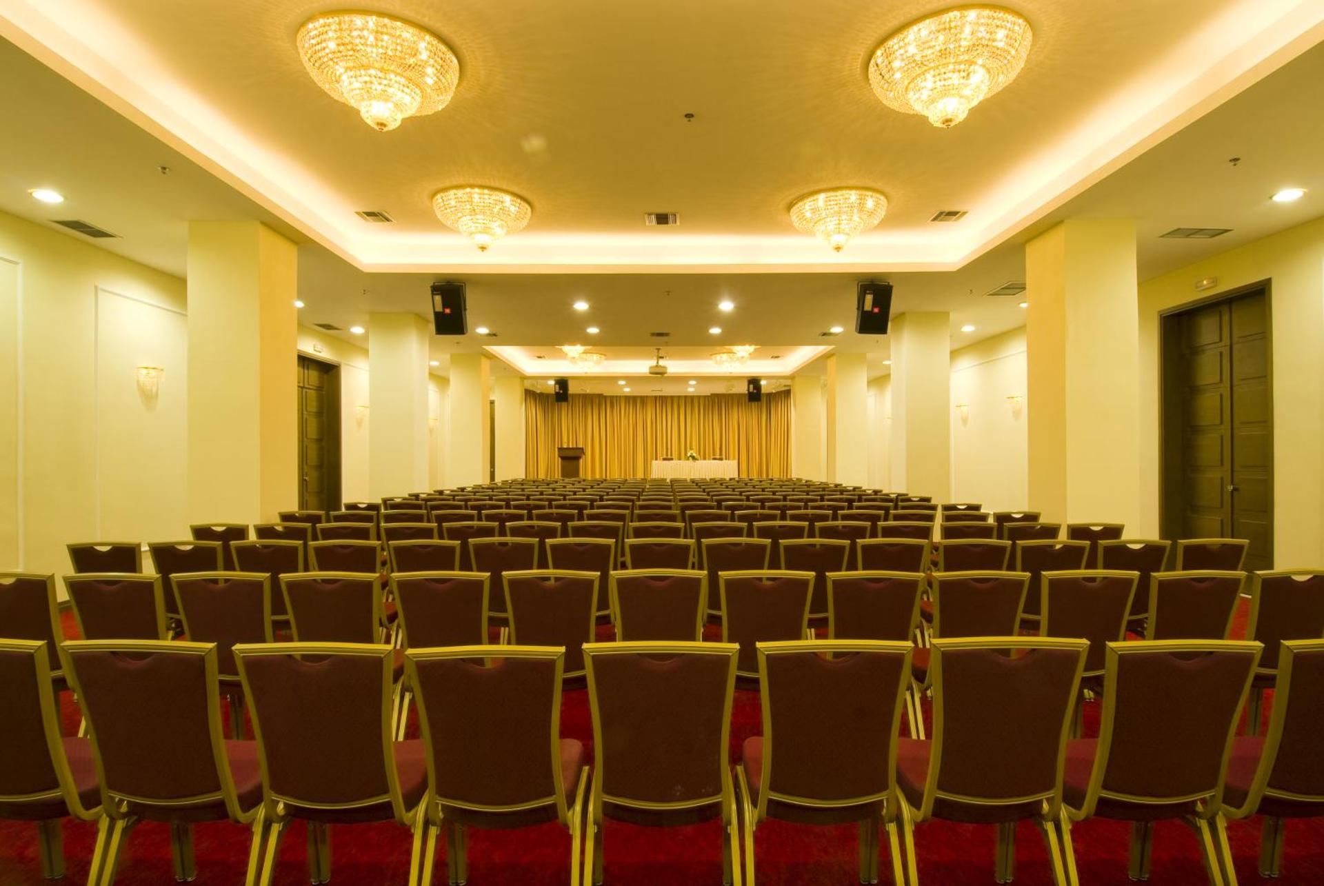 Platanista Hotel - Photo 11