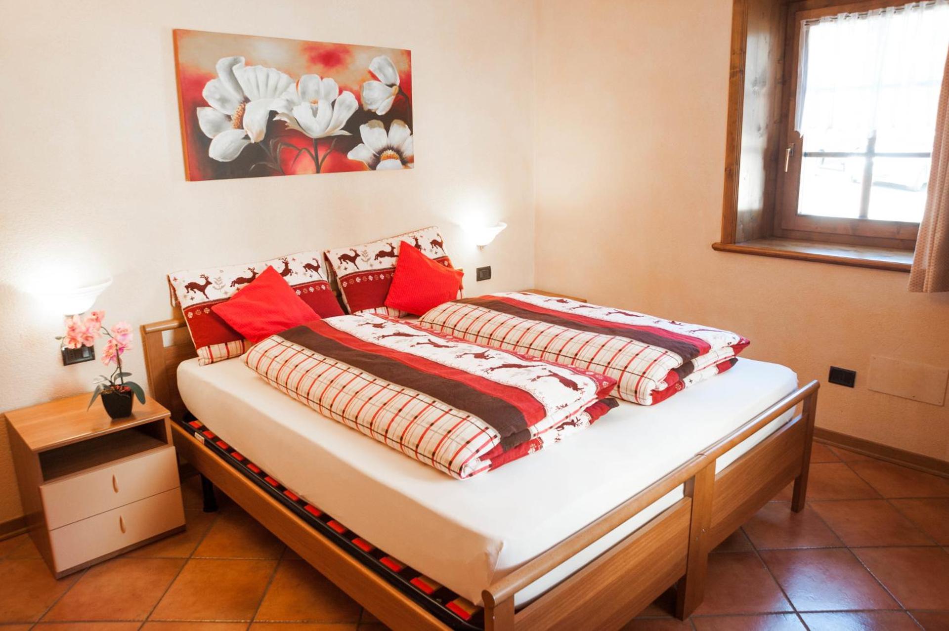 Two-Bedroom Apartment - Photo 4