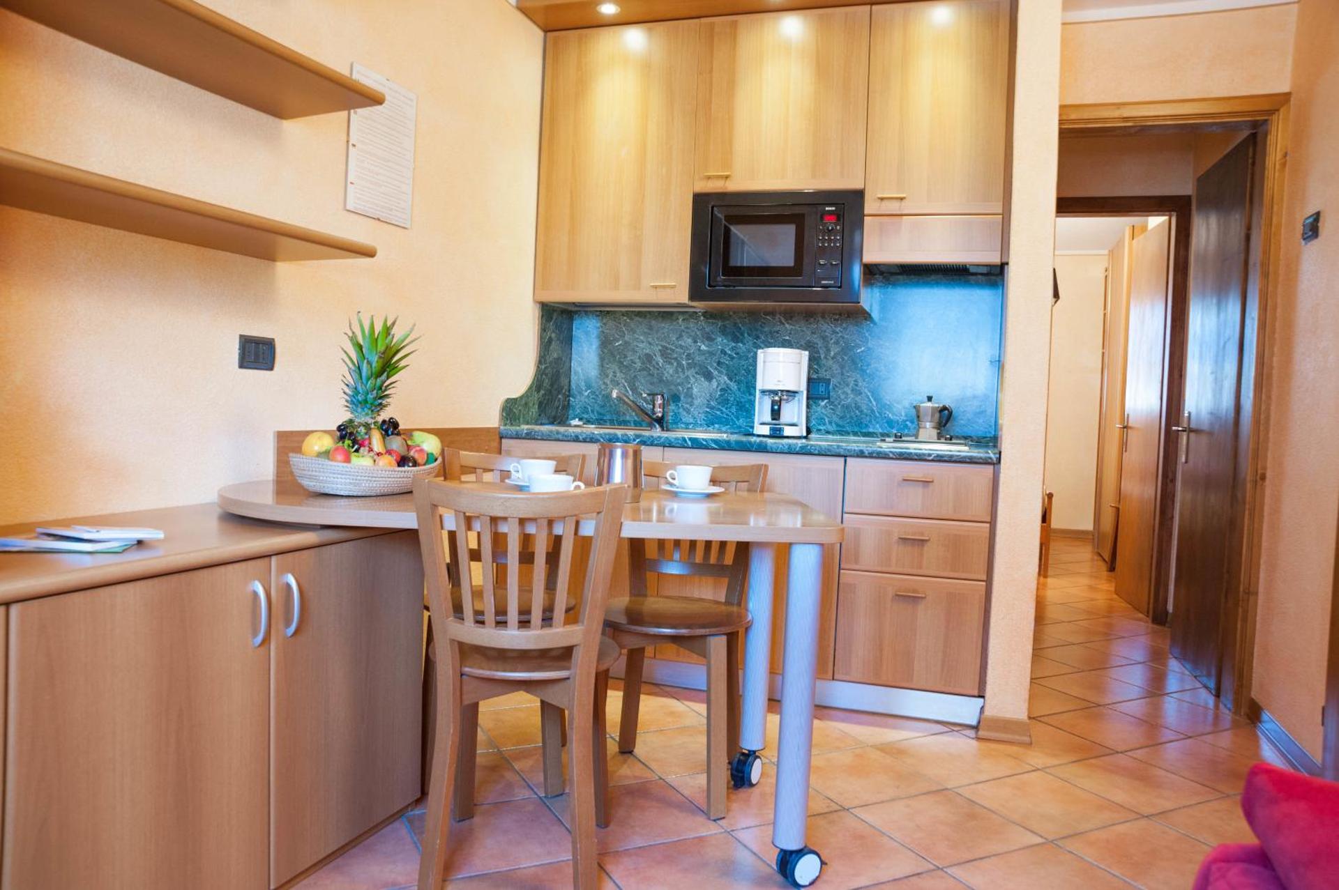 One-Bedroom Apartment ( 2 Adults ) - Photo 2