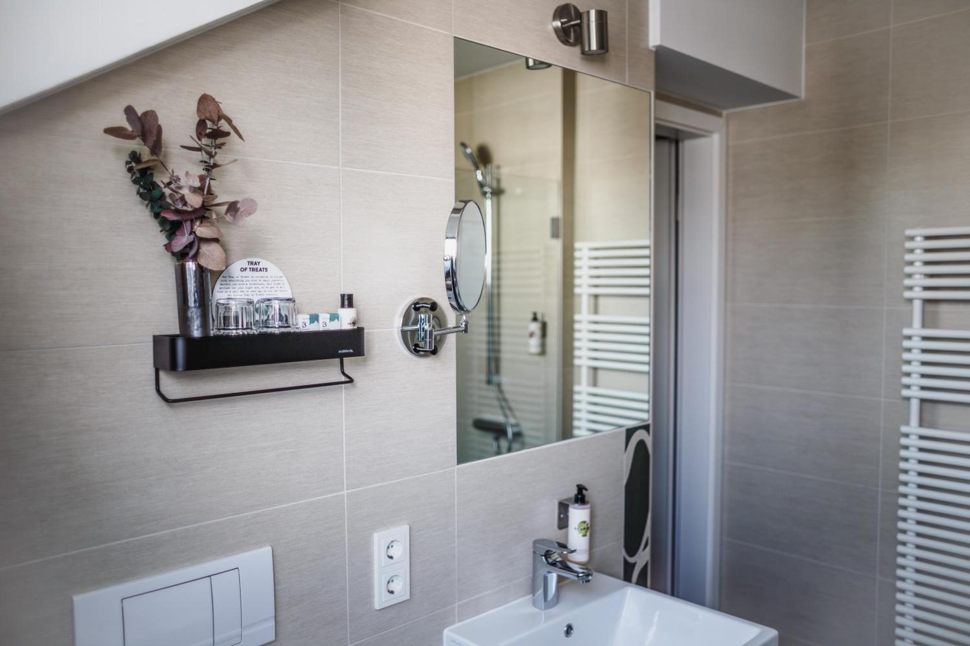 The Circus Hotel - Photo 76