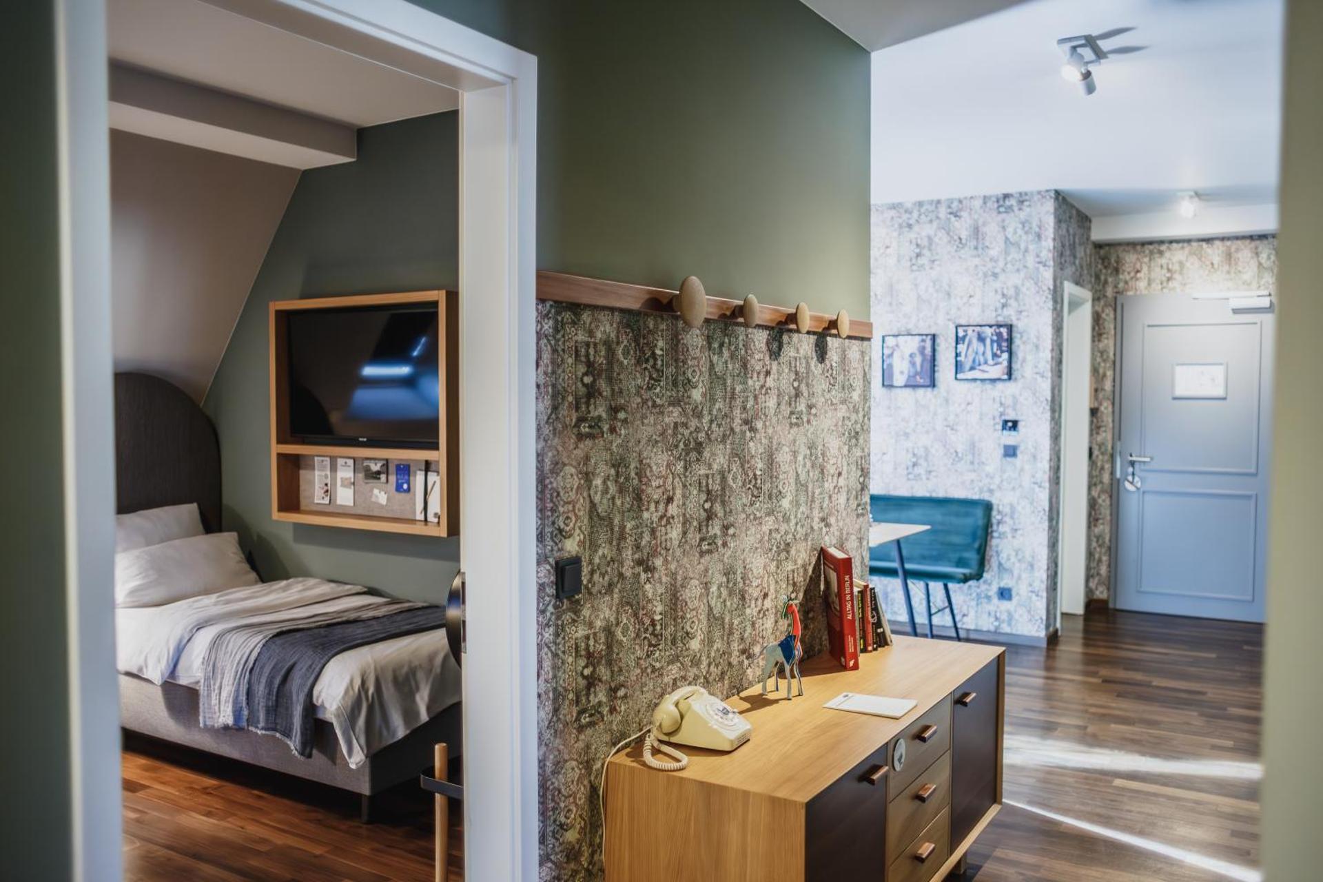 The Circus Hotel - Photo 63