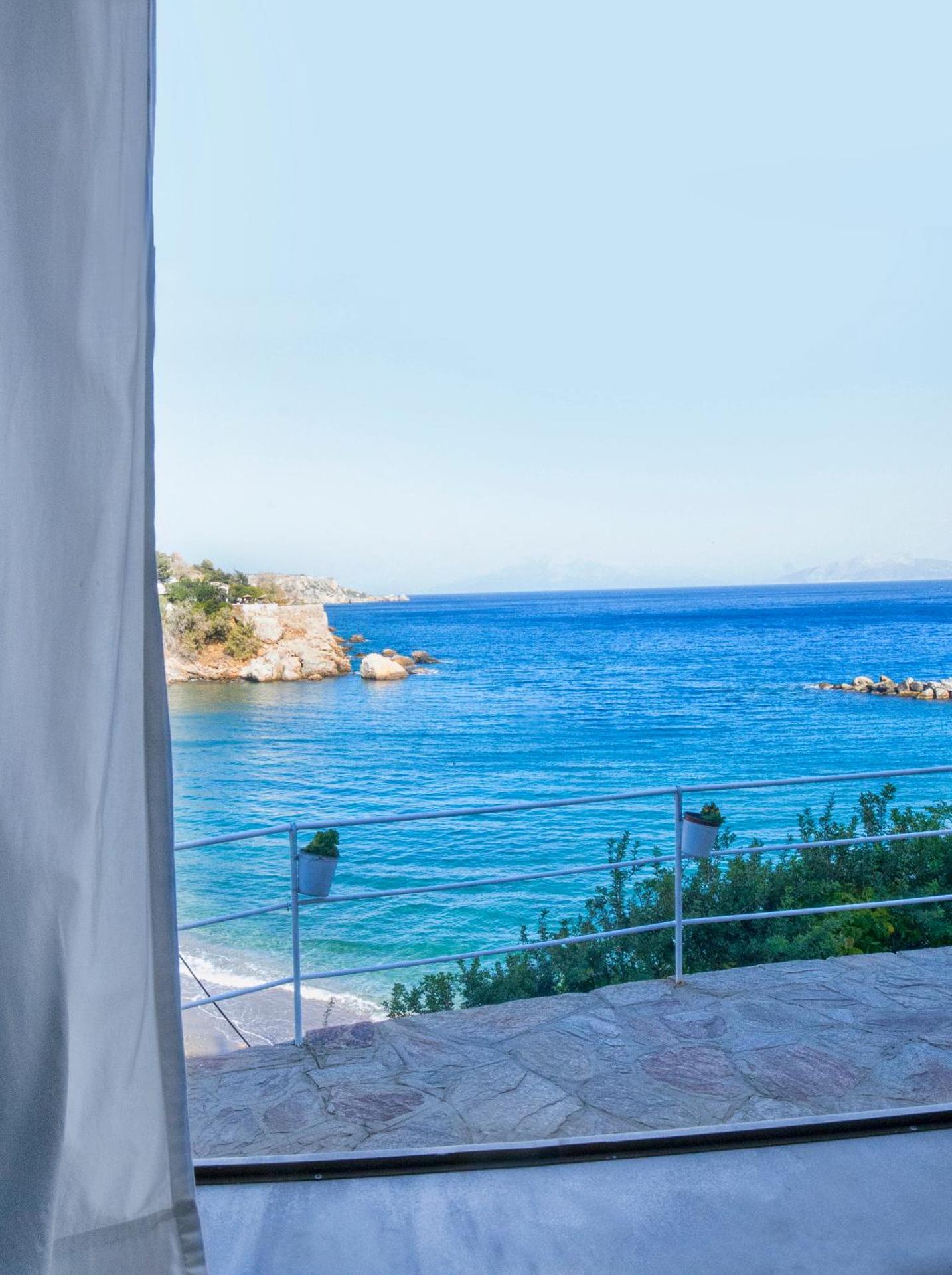 Small Twin Room with Sea/Mountain View