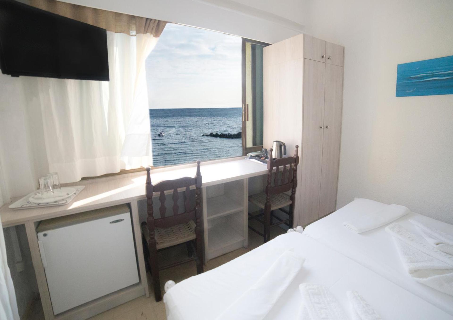 Marina Hotel - Photo 47