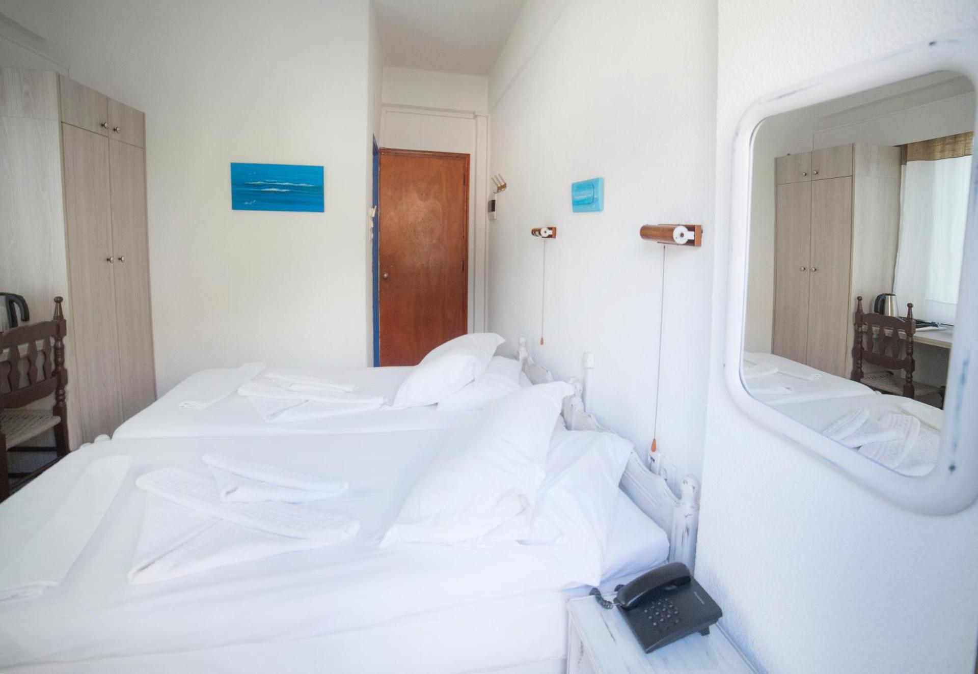 Marina Hotel - Photo 44