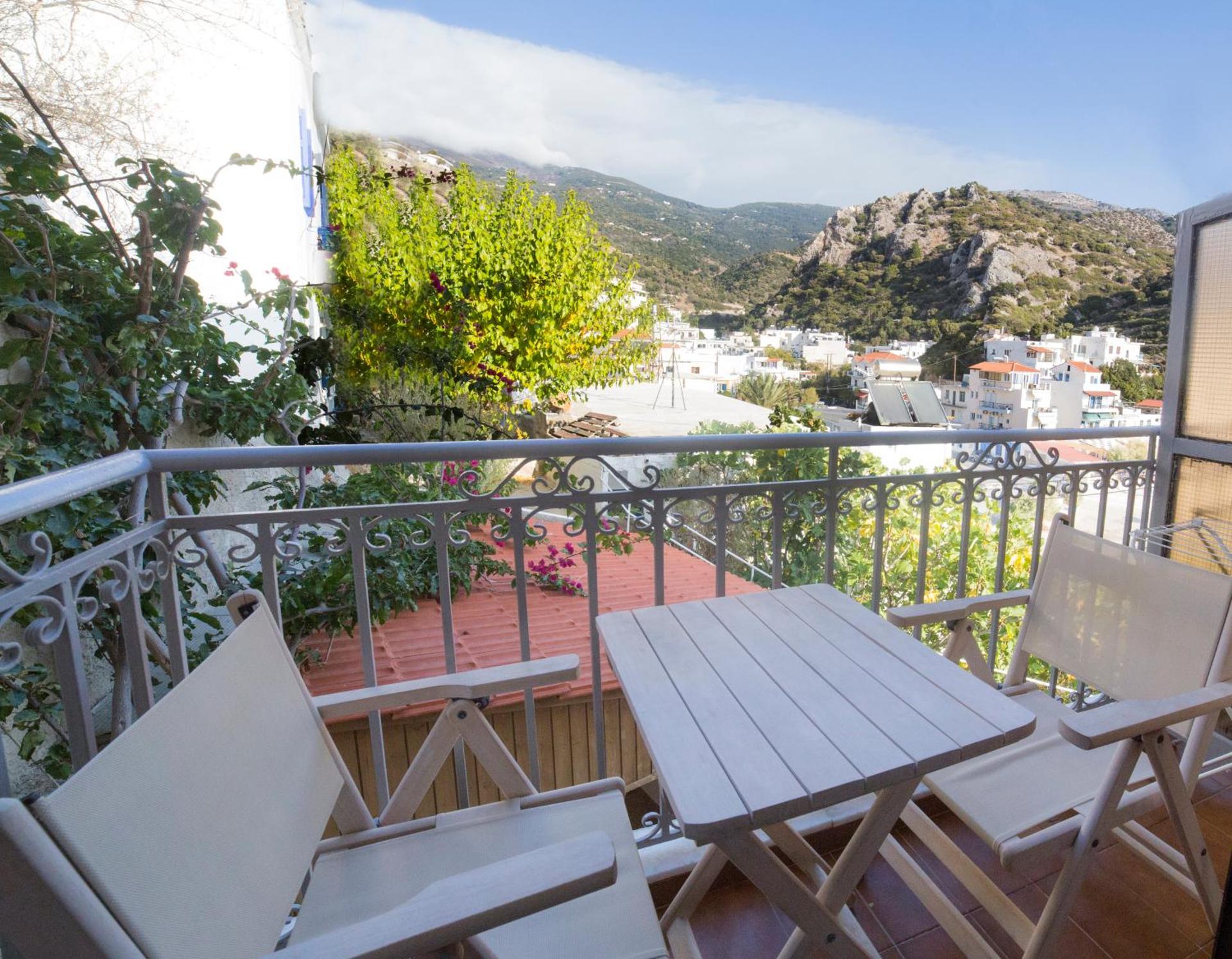 Twin Room with Mountain View