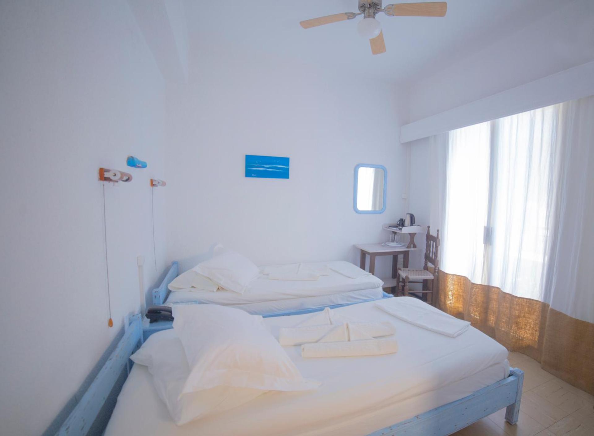 Marina Hotel - Photo 4