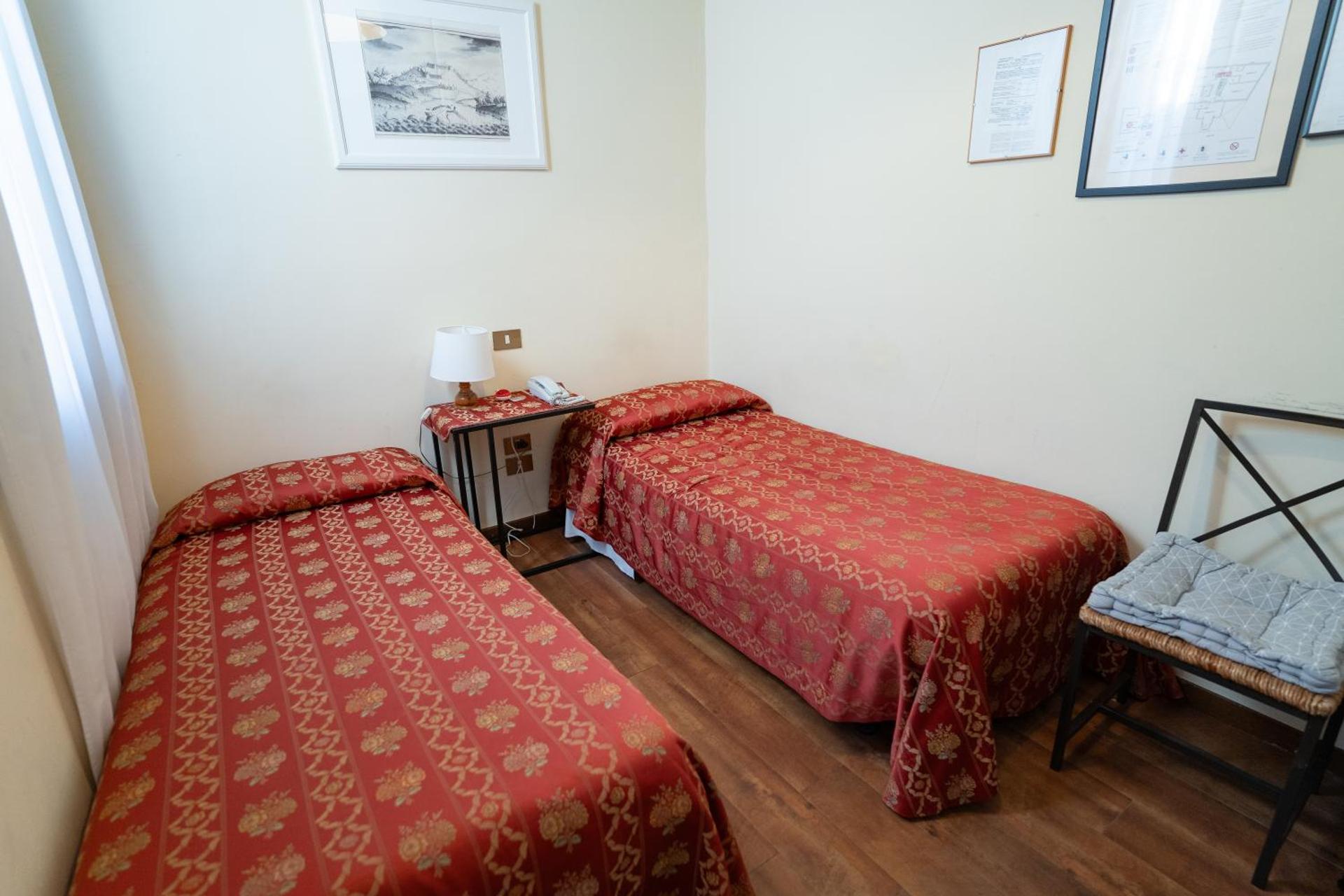 Hotel Tivoli - Photo 35