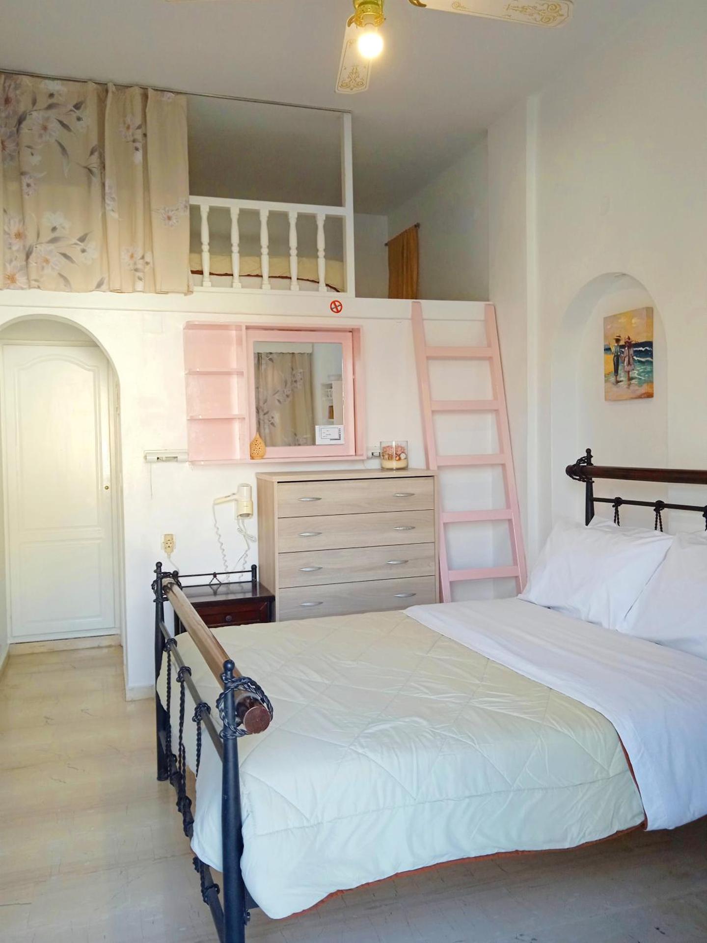 Quadruple Room with Terrace