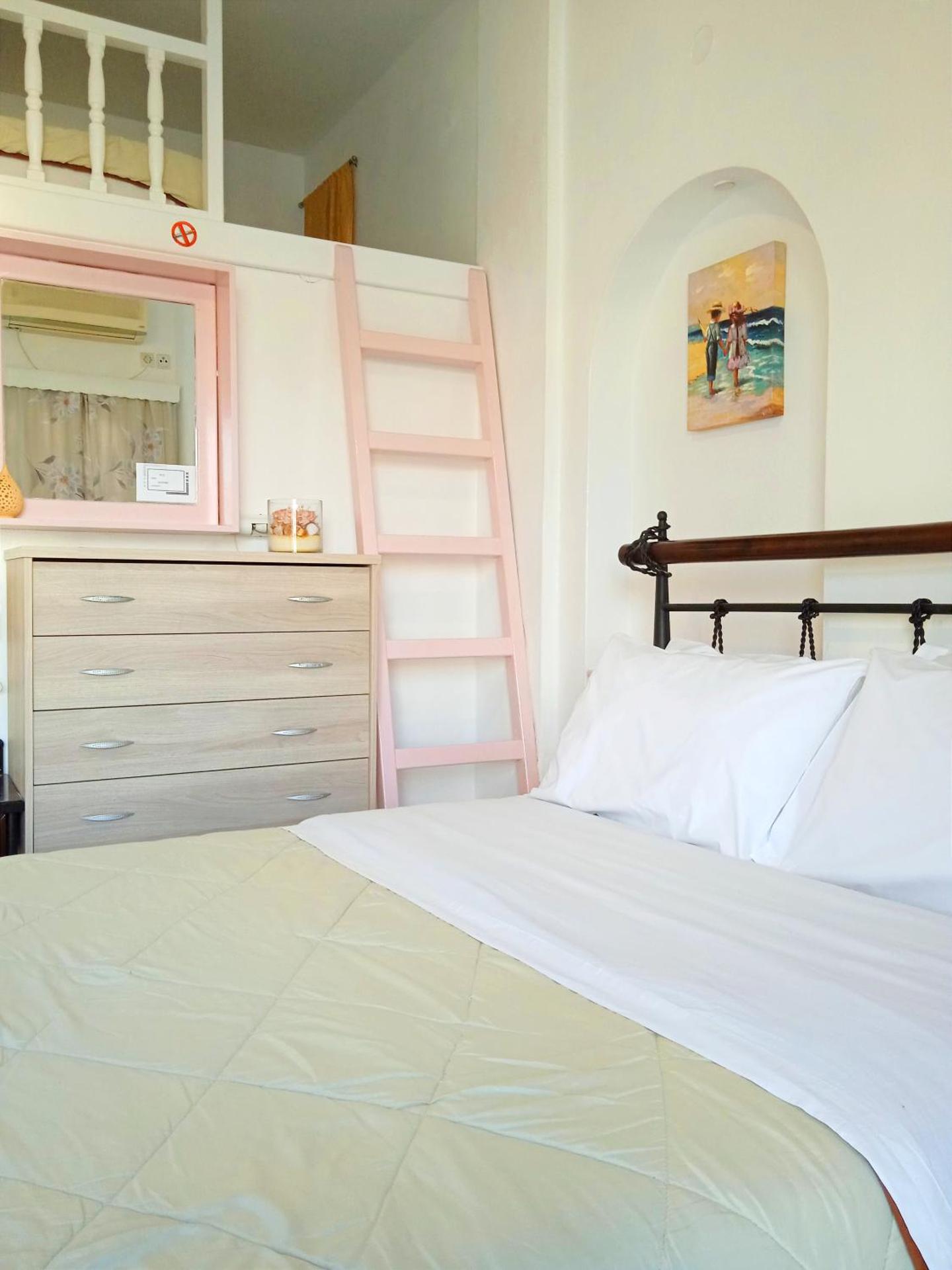 The Best - Photo 137