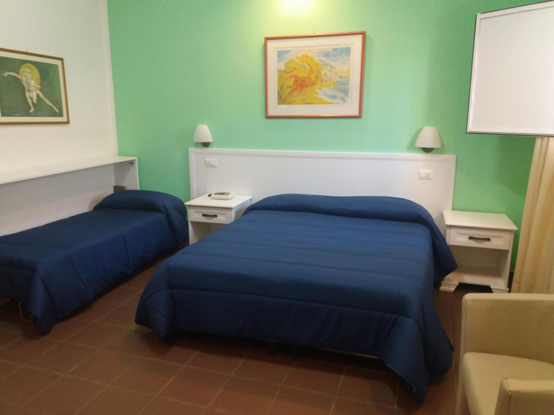 Hotel Costa - Photo 40