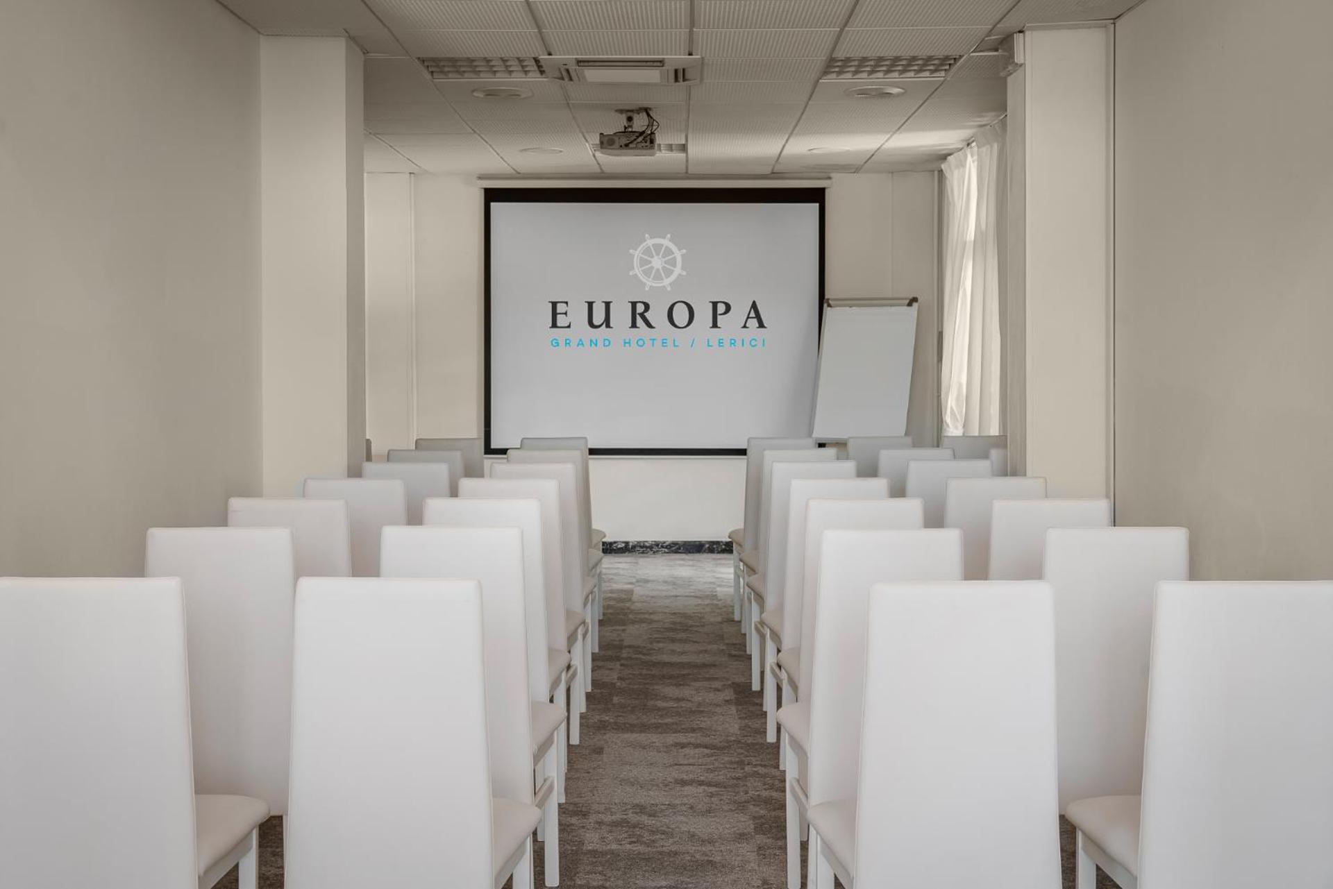 Europa Grand Hotel - Photo 12