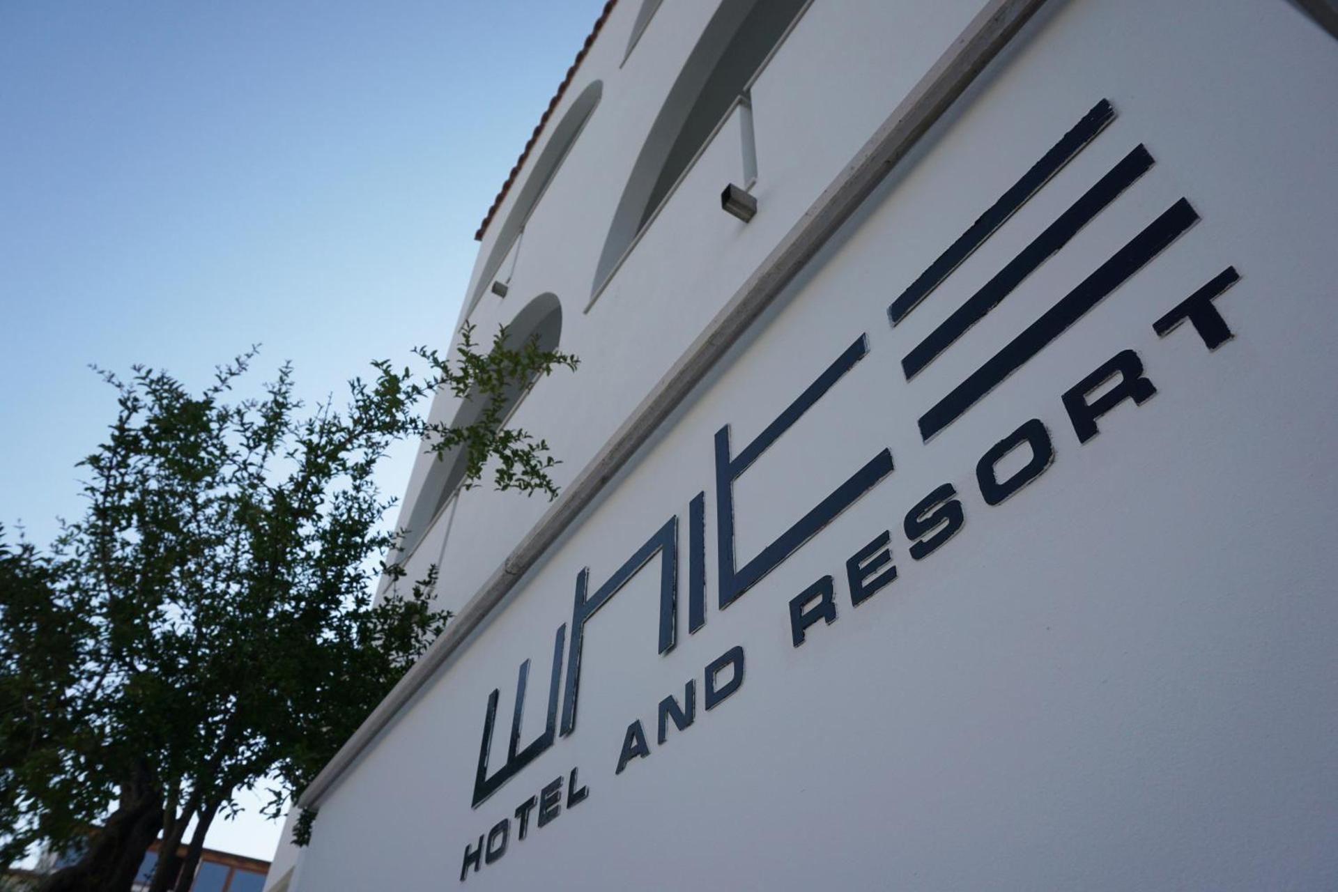 White Hotel - Photo 83