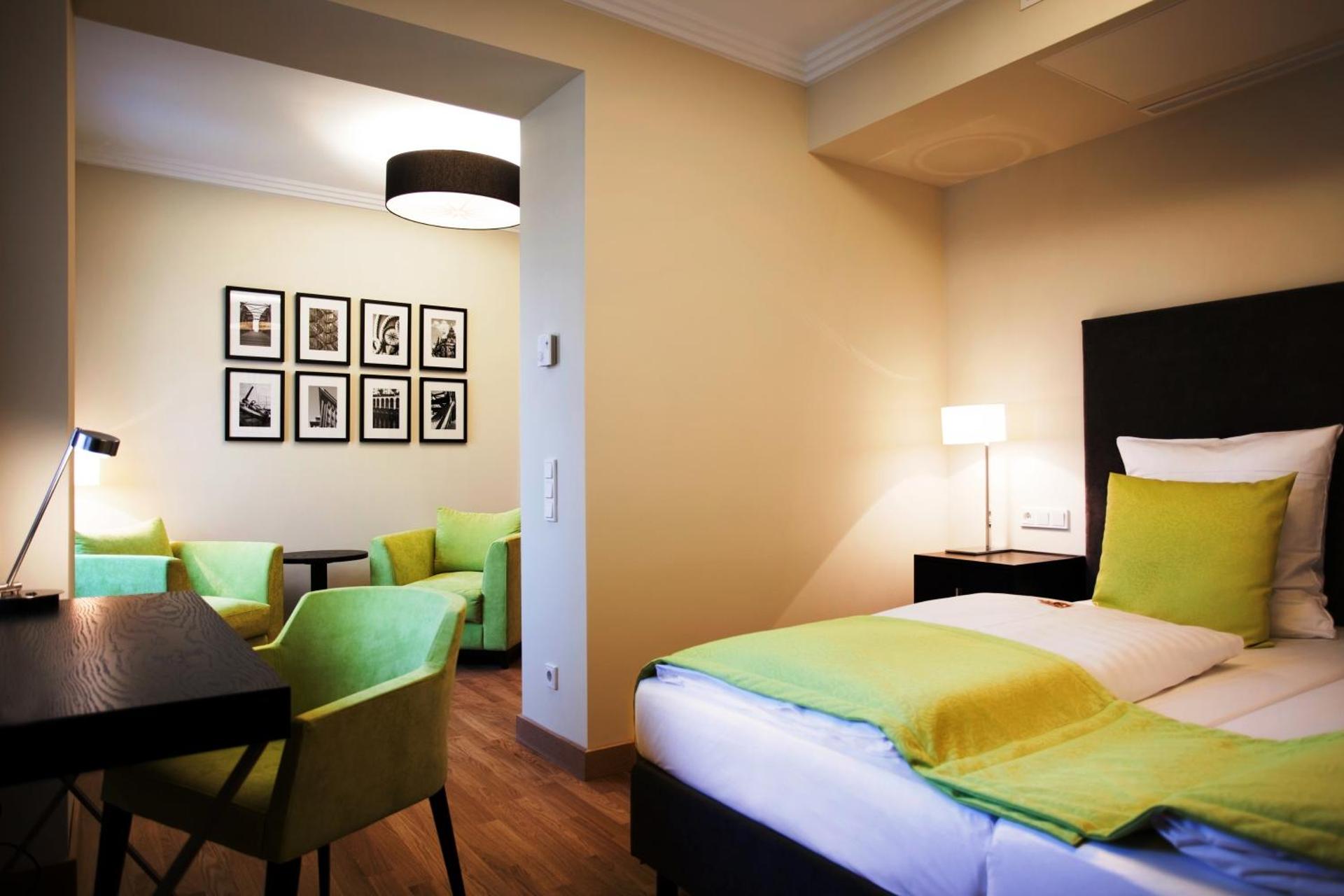 Hotel Hamburger Hof - Photo 4