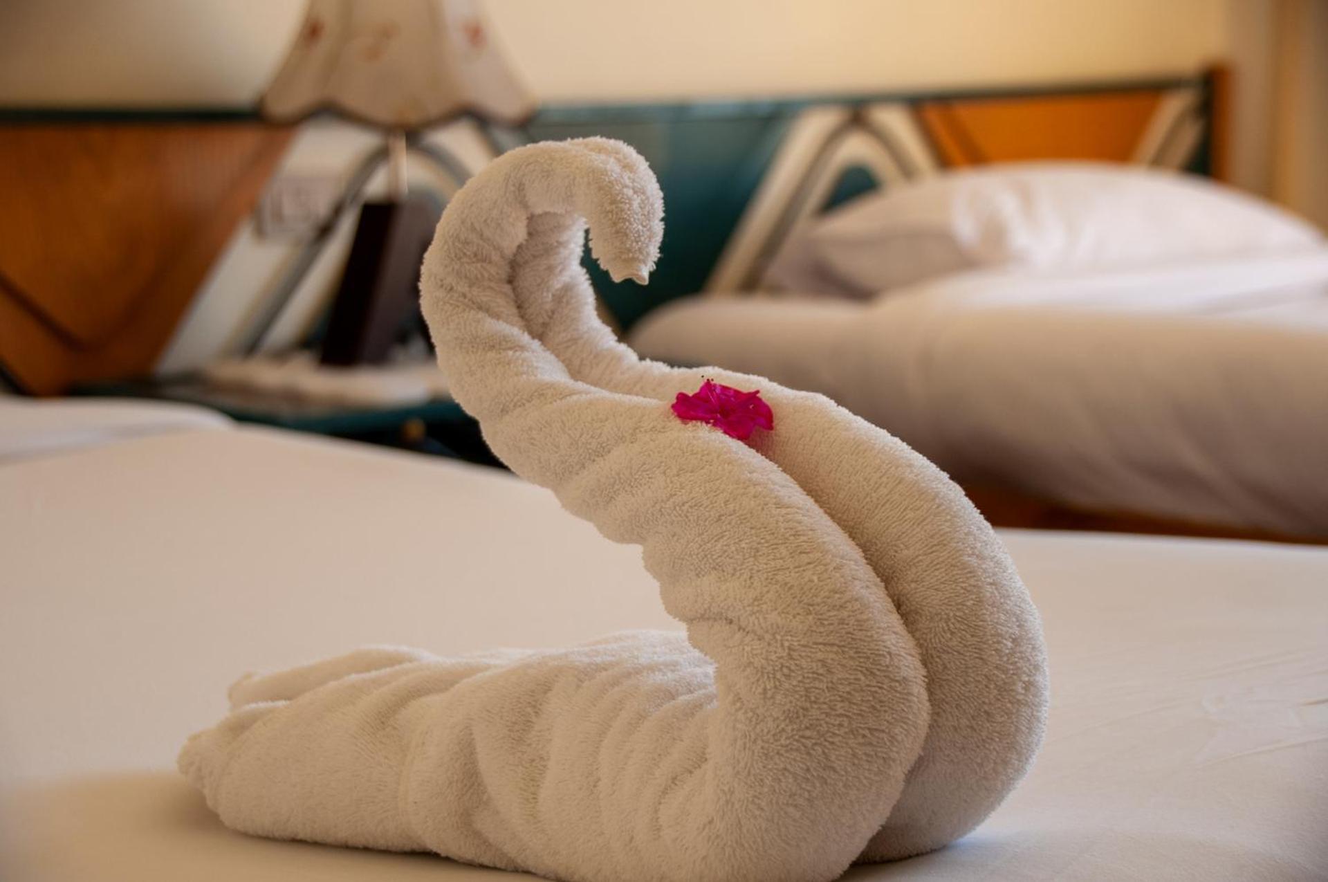 New Memnon Hotel - Photo 16