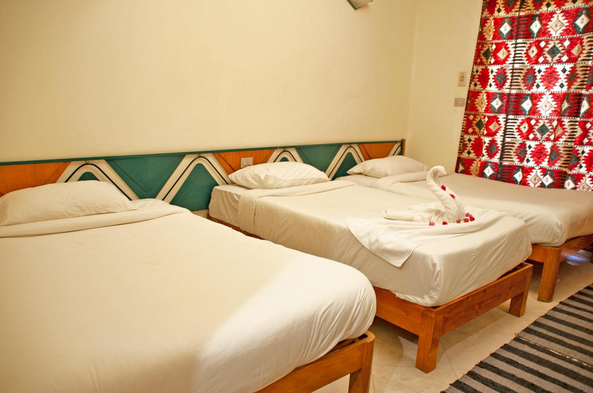 Triple Room with Garden View