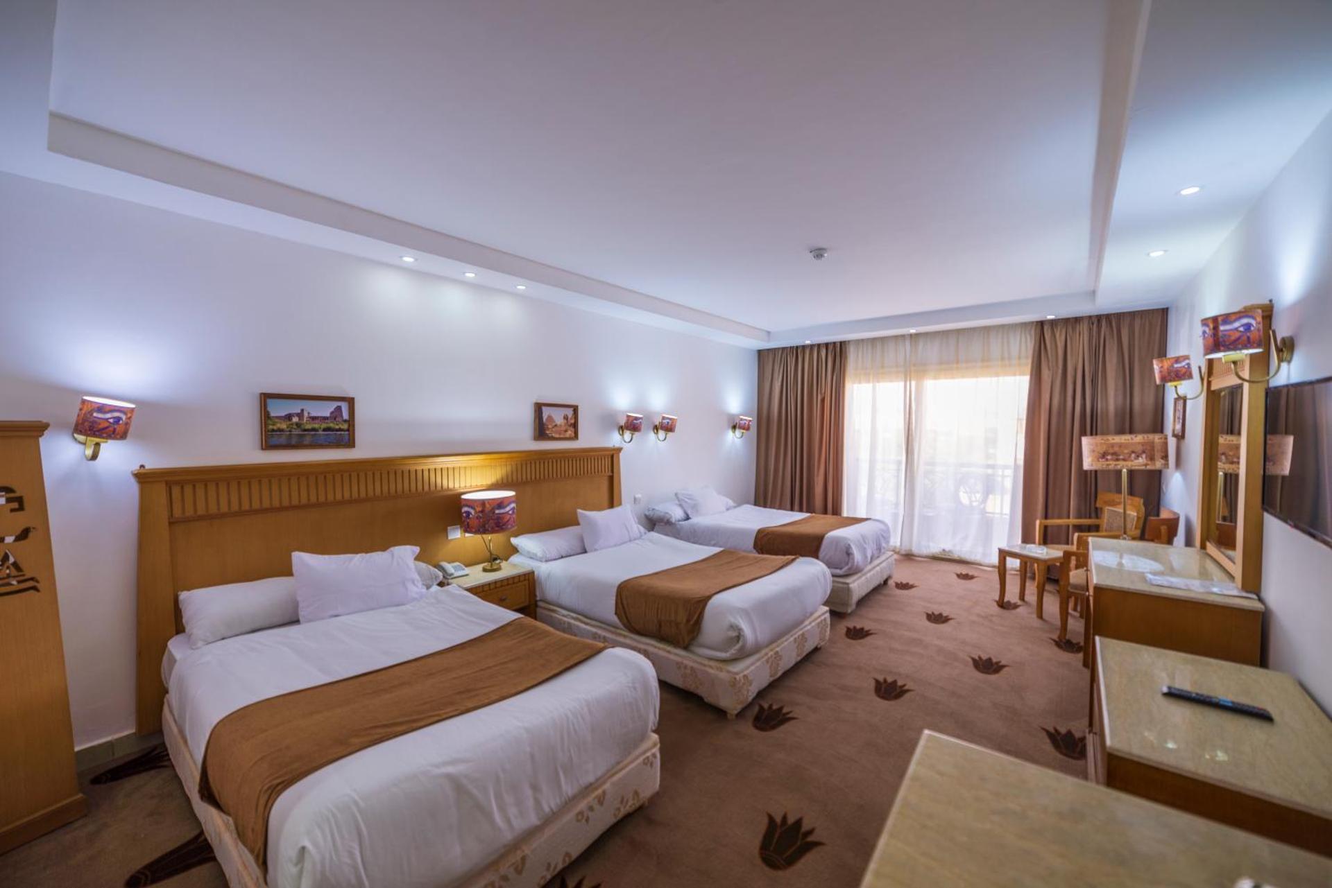 Regency Pyramids Hotel - Photo 17