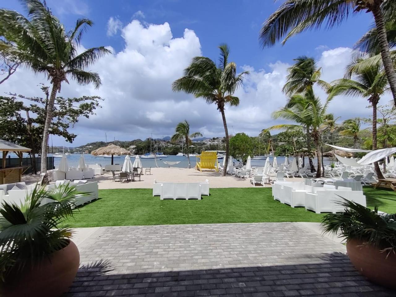 Blue Lagoon Hotel and Marina Ltd - Photo 40