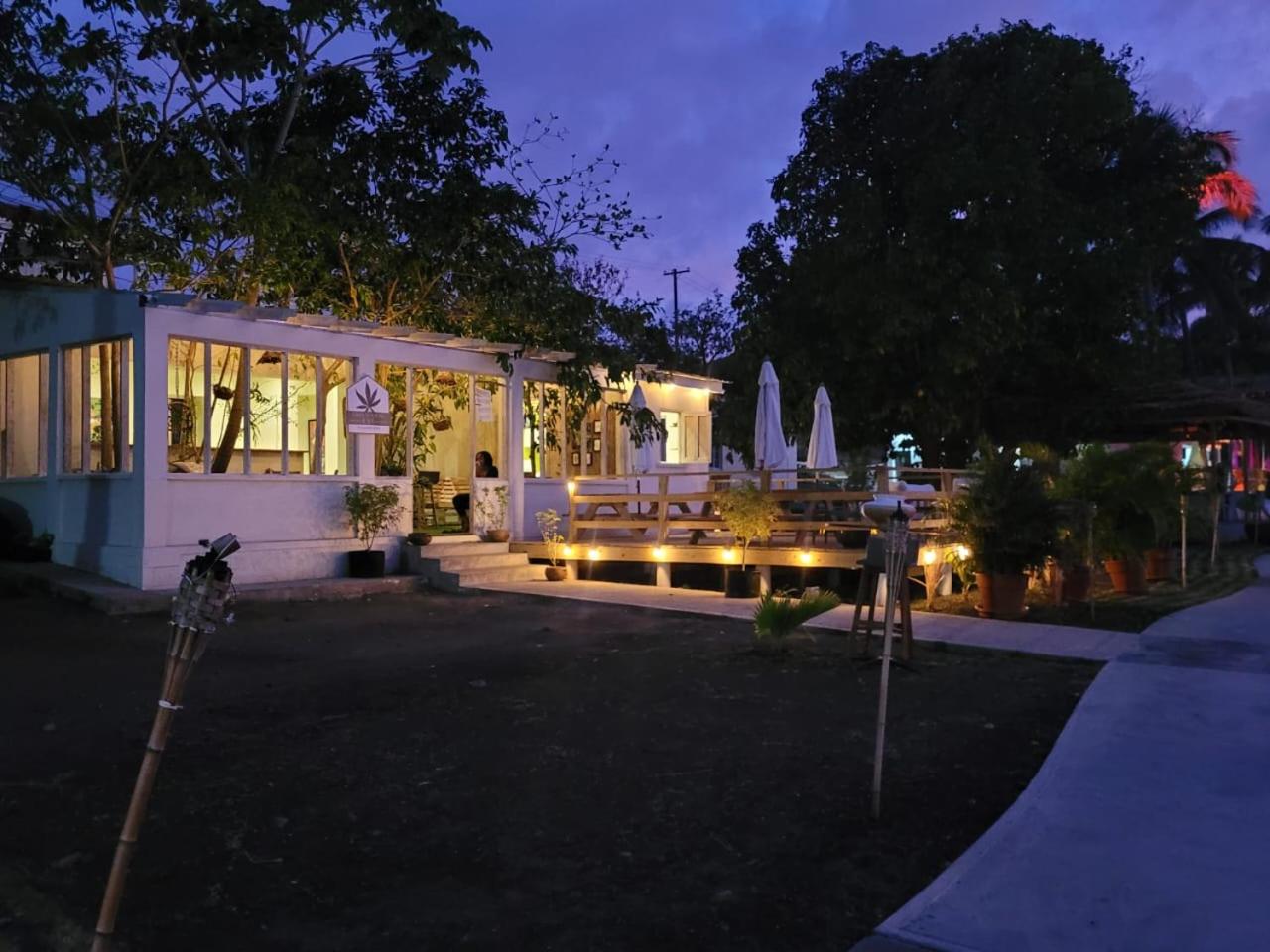 Blue Lagoon Hotel and Marina Ltd - Photo 19